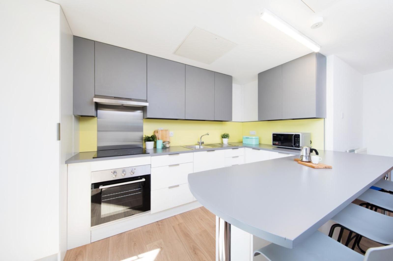 Student Only, Ensuite In A At Accommodatie bij particulieren *