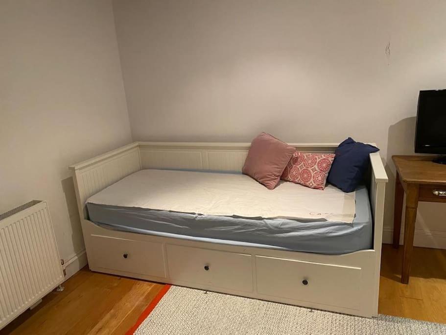 Spacious And Light West Basement Flat