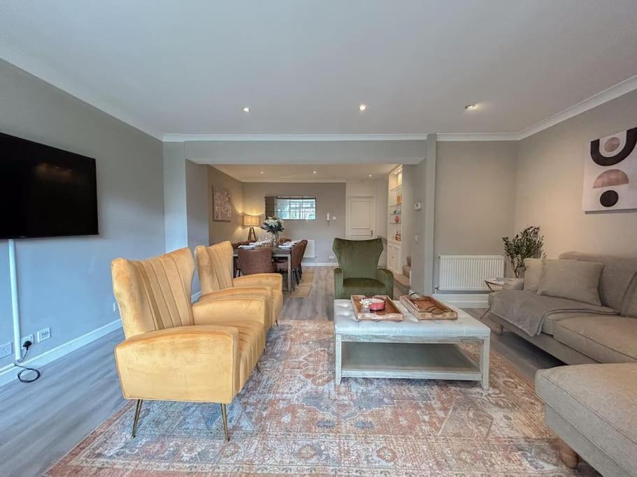 Hébergement de vacances Large 6 Bedroom Retreat In Holland Park Londres
