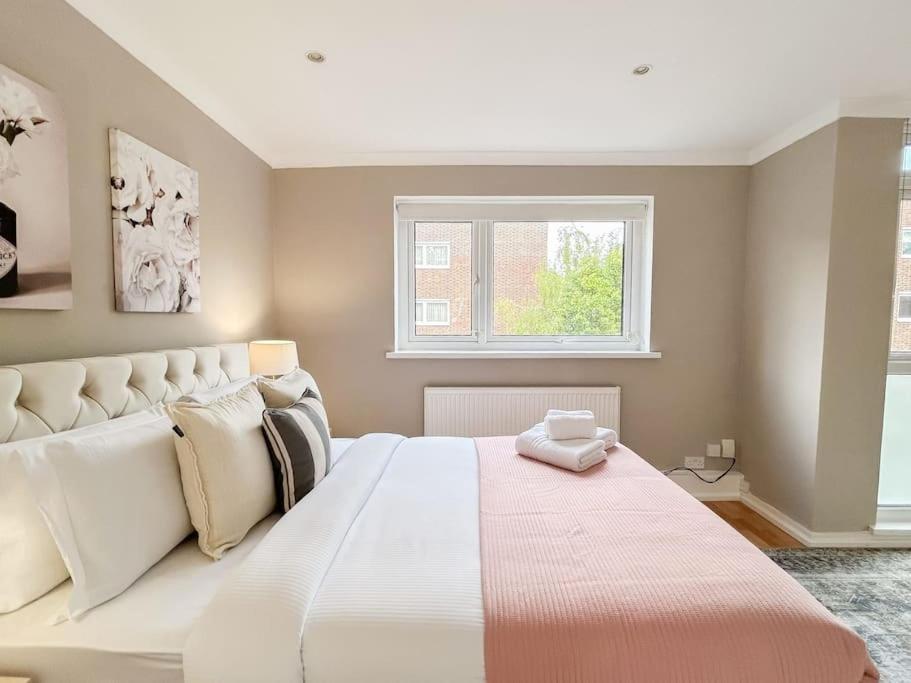 Hébergement de vacances Large 6 Bedroom Retreat In Holland Park *