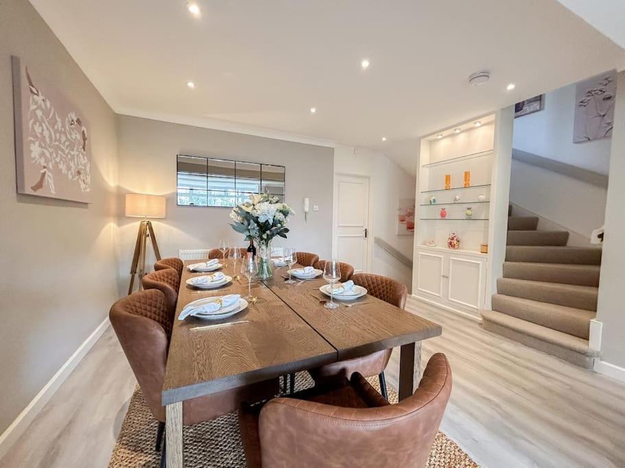 Hébergement de vacances Large 6 Bedroom Retreat In Holland Park Londres