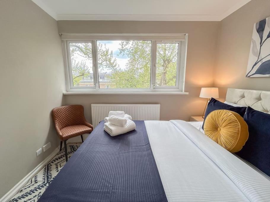 Hébergement de vacances Large 6 Bedroom Retreat In Holland Park Londres