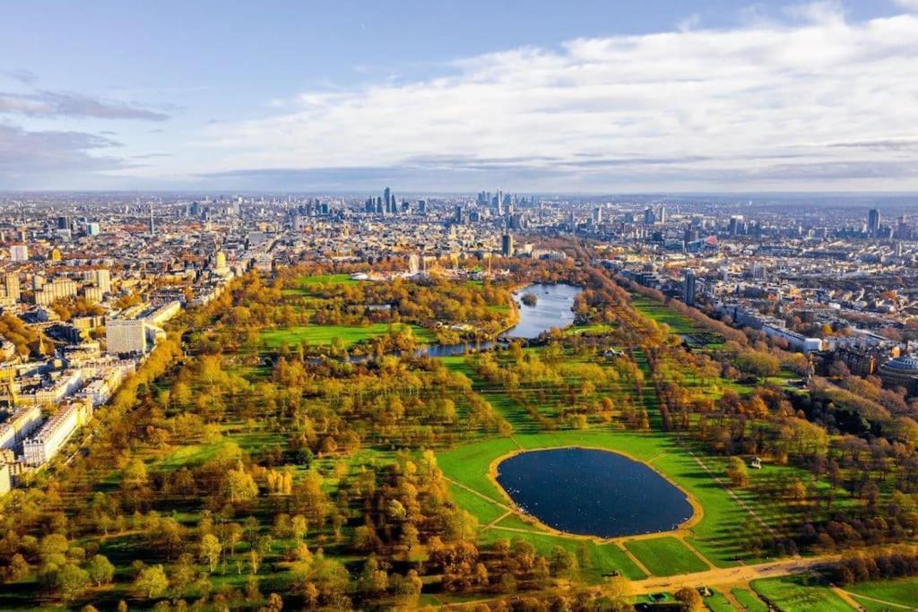 Hébergement de vacances Large 6 Bedroom Retreat In Holland Park Londres