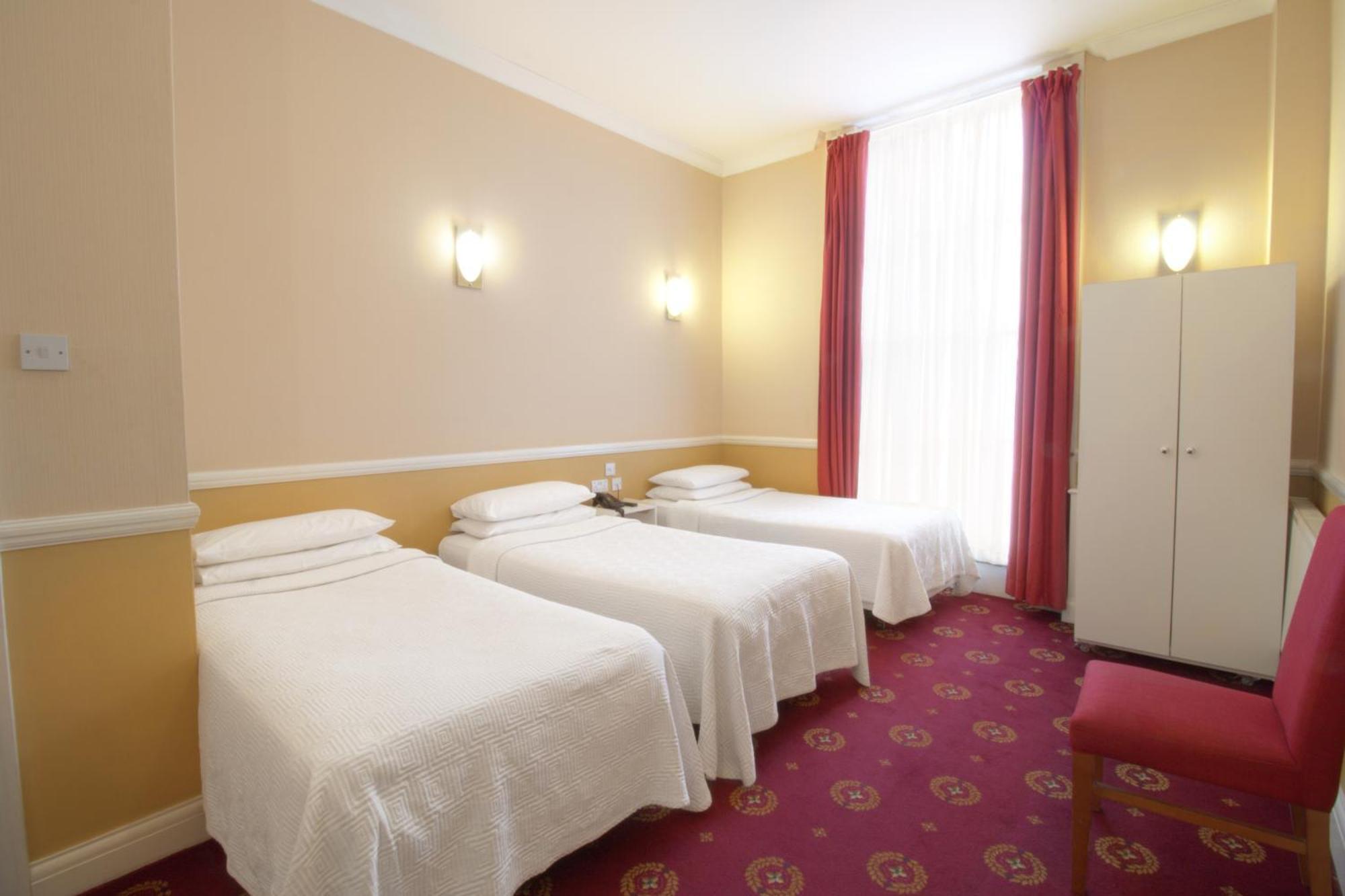 Hotel Balmoral House London