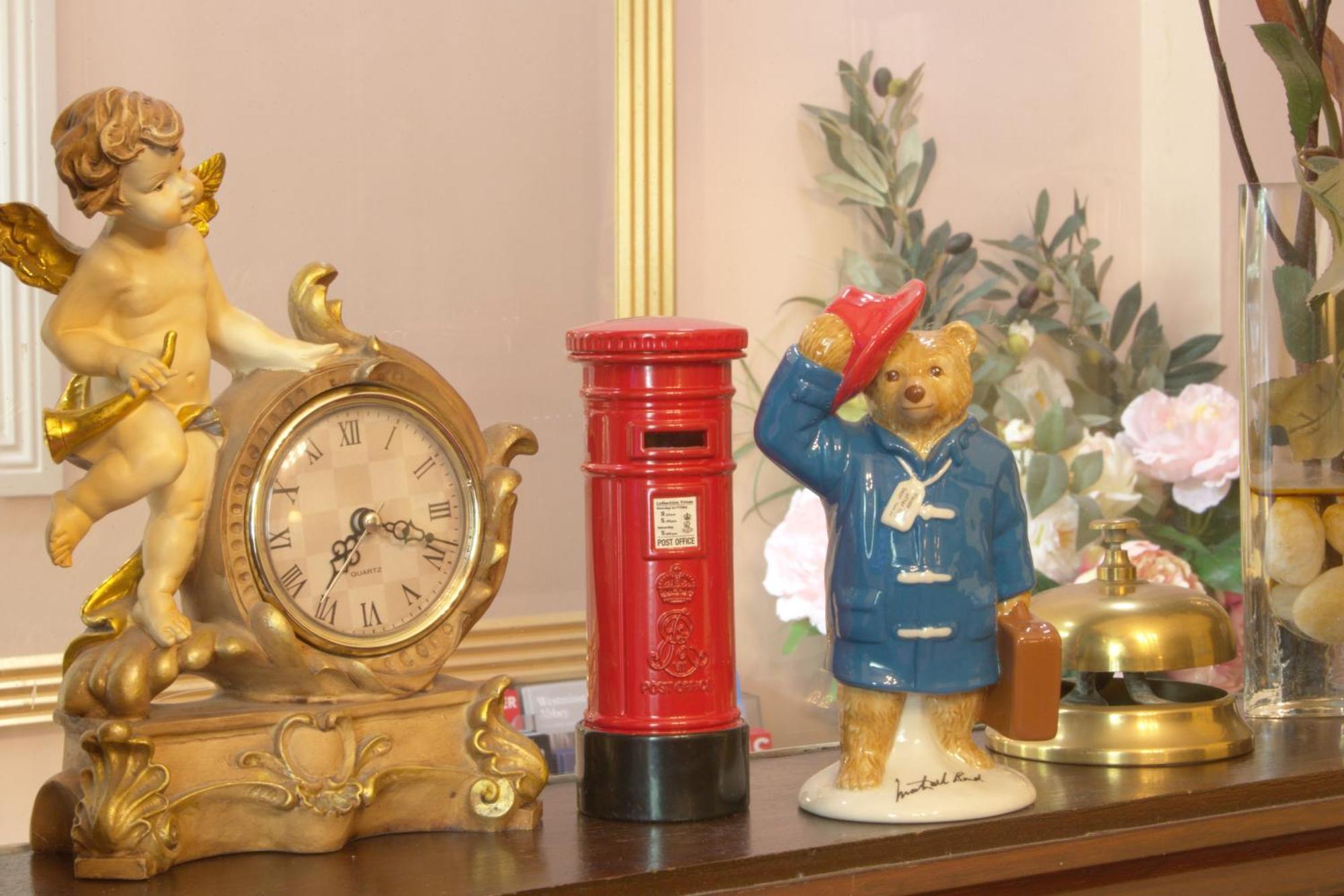 Balmoral House 2* London