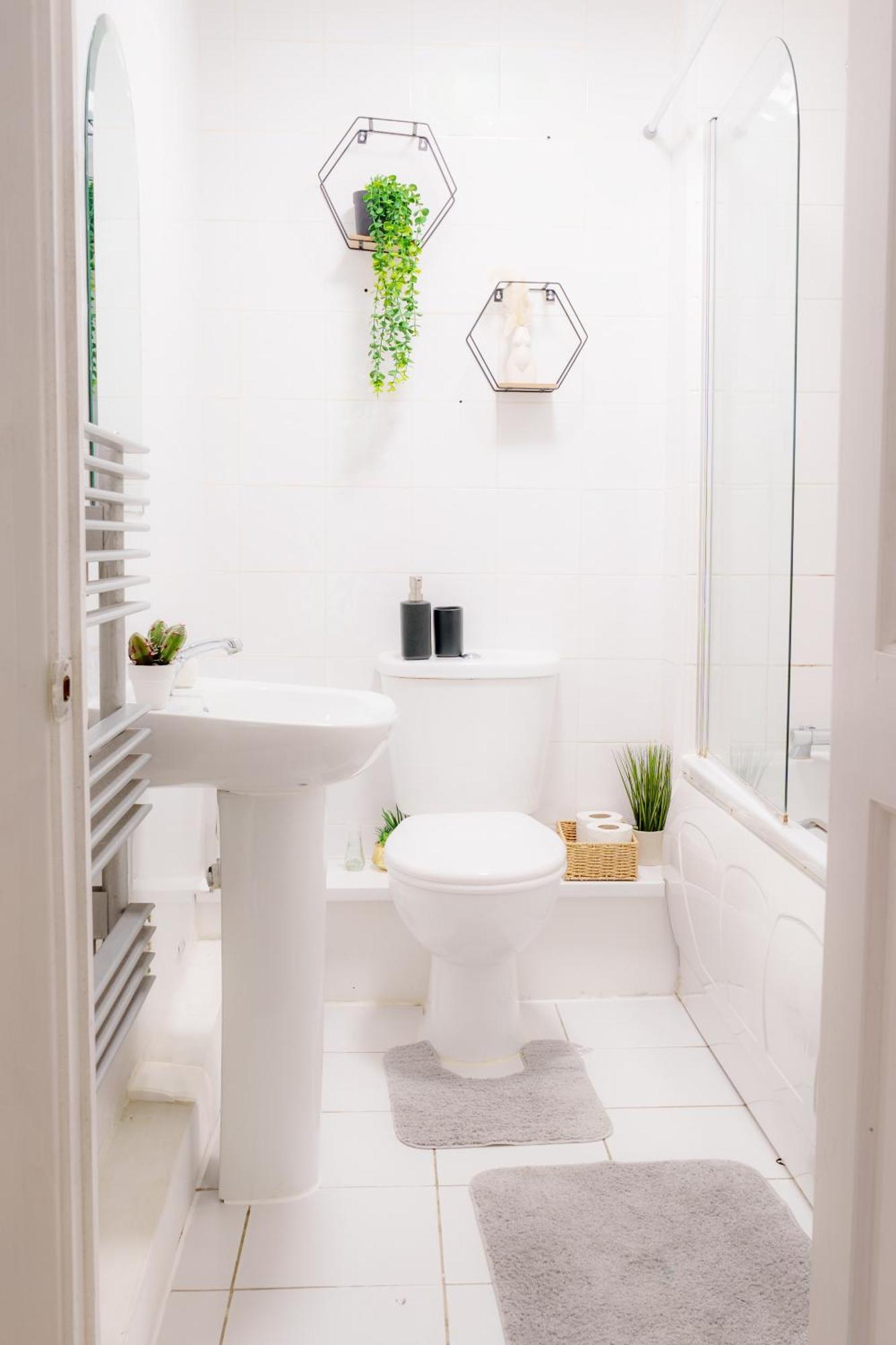 Lägenhet Spacious 2bd 2baths In London