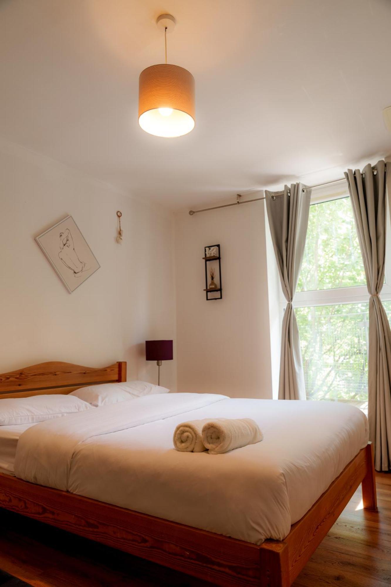 Spacious 2bd 2baths In Appartement