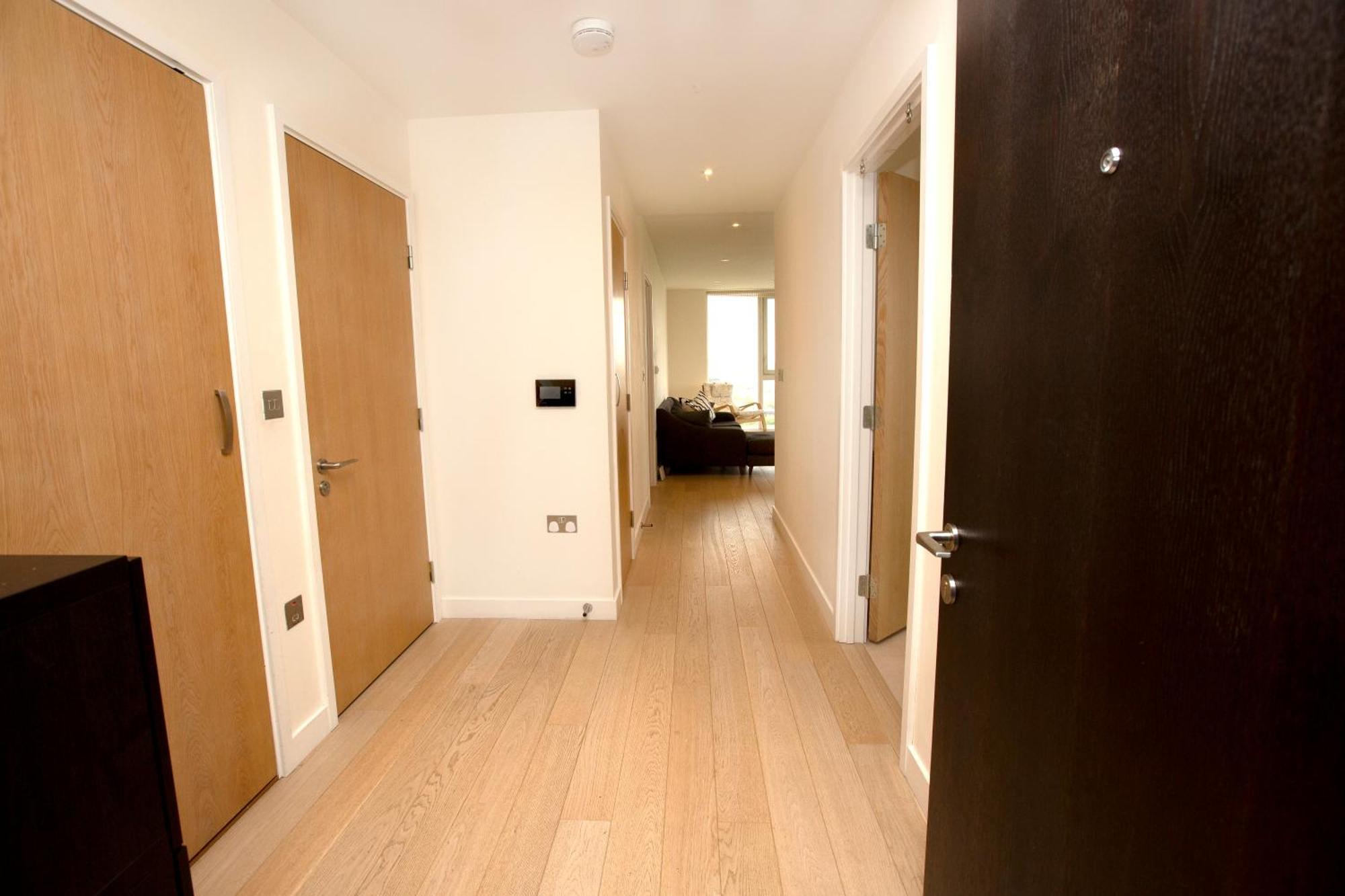 Luxury 2 Bed Near The O2 * London