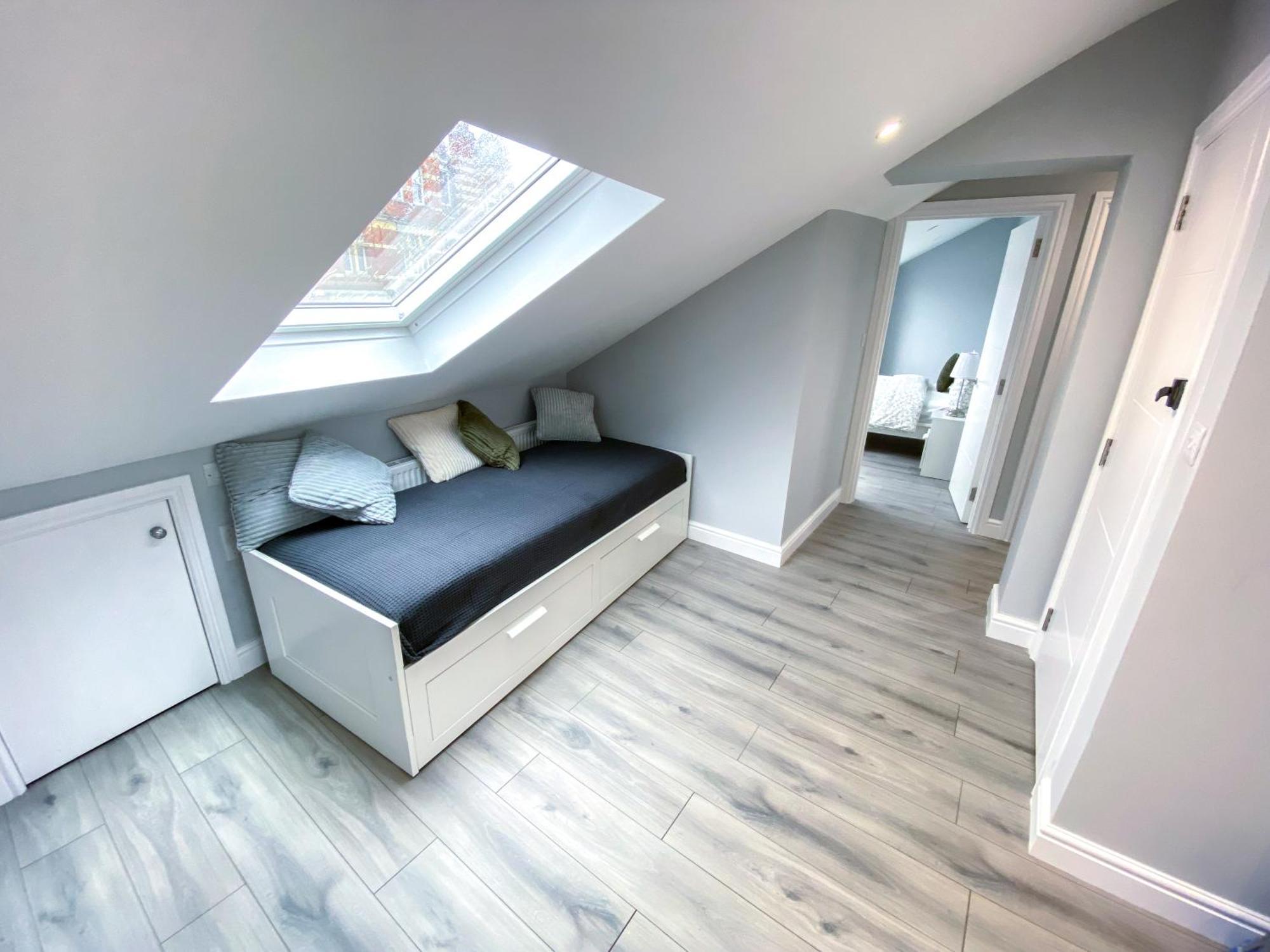Large 1-bedroom Flat, 5 Guest, - F4 Leilighet London