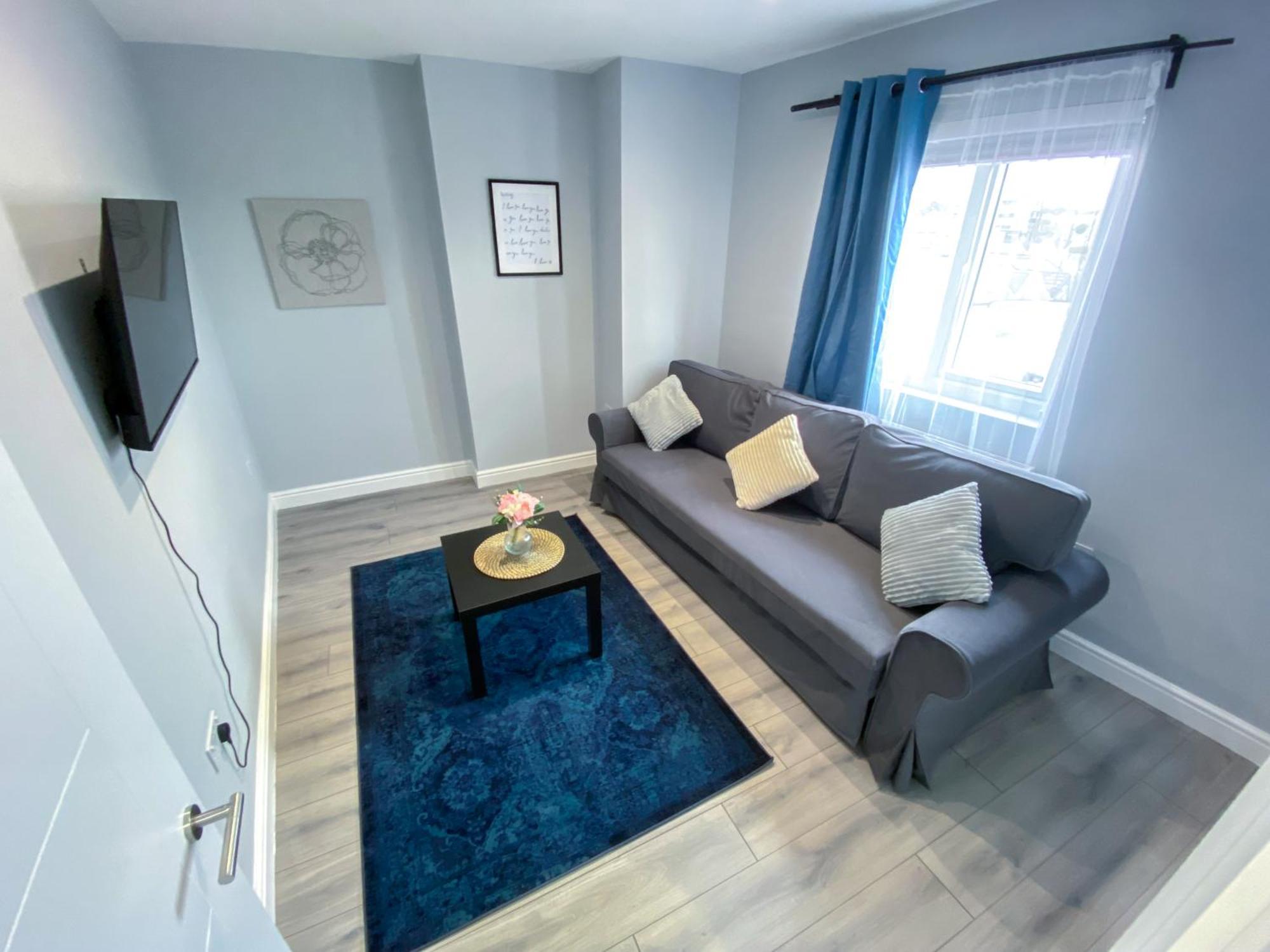 Leilighet Large 1-bedroom Flat, 5 Guest, - F4 London
