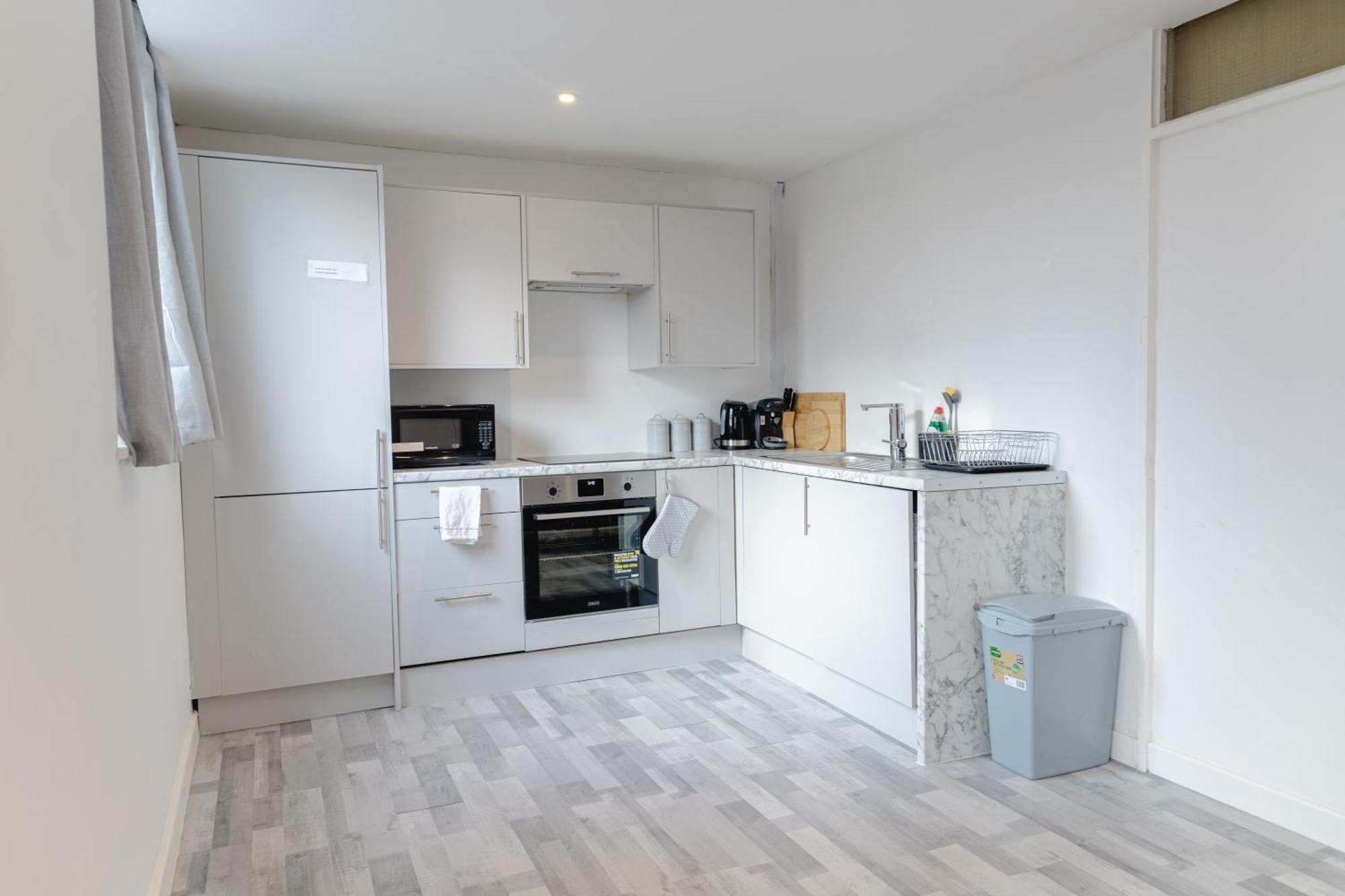 2 Bedrooms-4 Guests-babycot-wifi-freeparking Lägenhet *