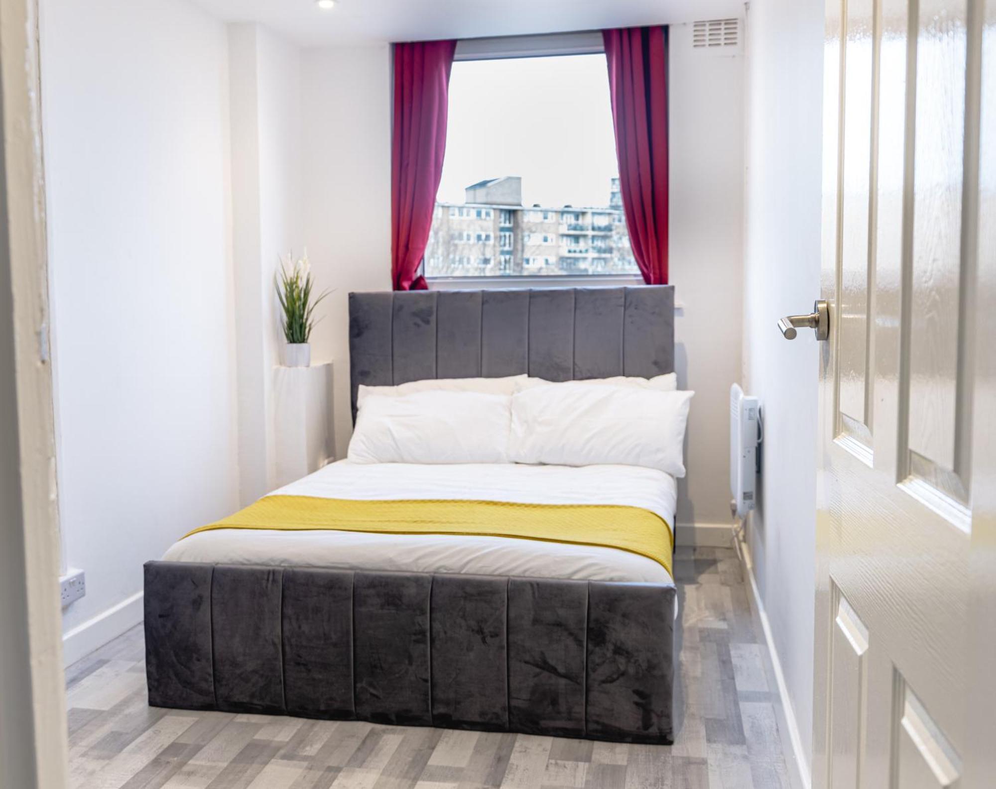 Lägenhet 2 Bedrooms-4 Guests-babycot-wifi-freeparking