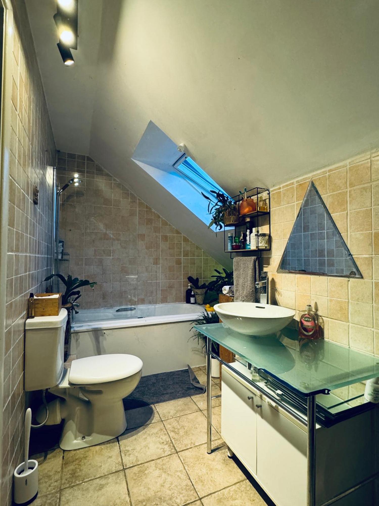 Homestay Private In A Stylish Flat