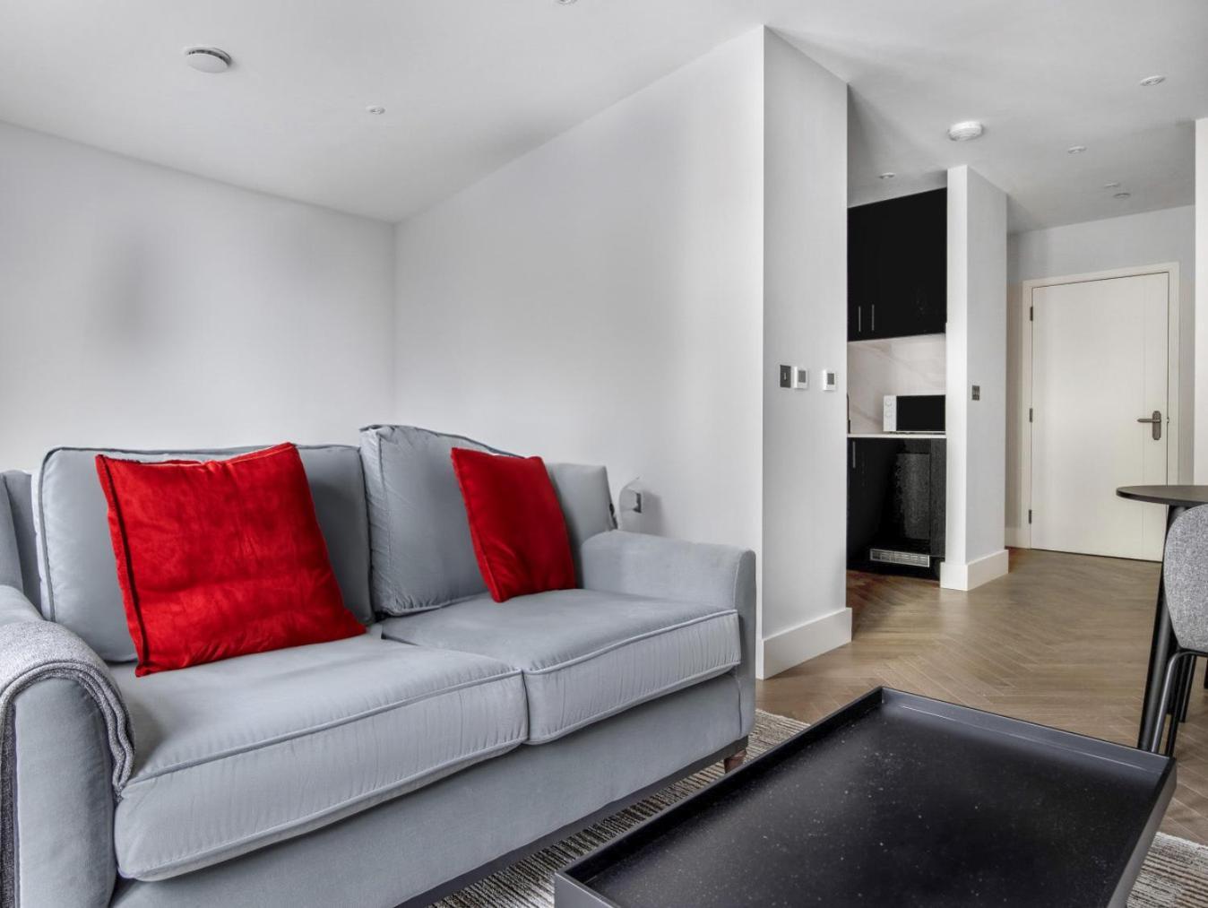 Spacious 3-bedrooms At Shoreditch * Londen