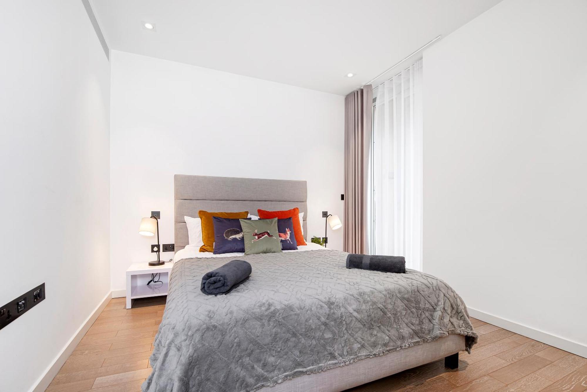 Modern 2 Bed Battersea Power Station Lejlighed London