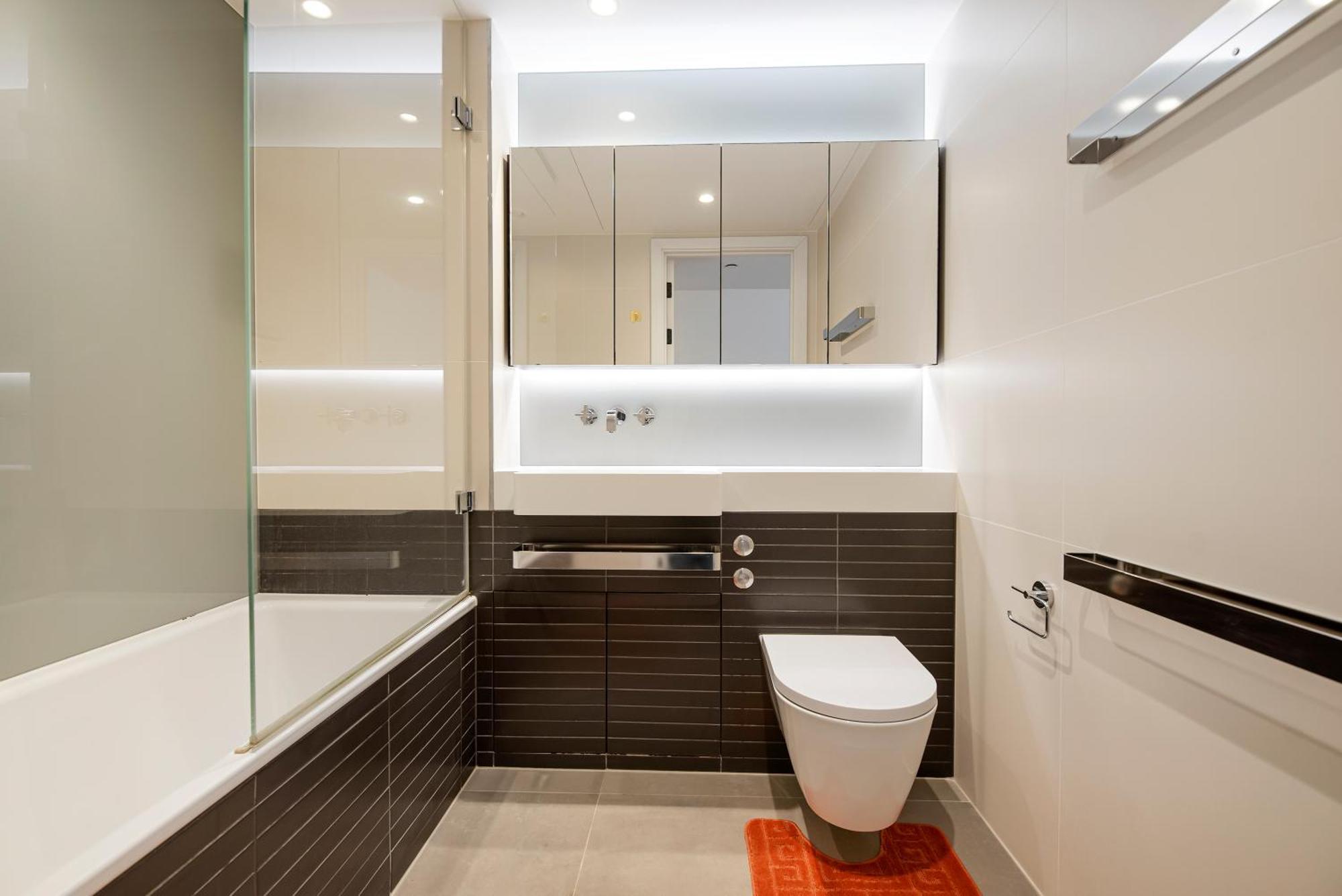 Modern 2 Bed Battersea Power Station Lejlighed London