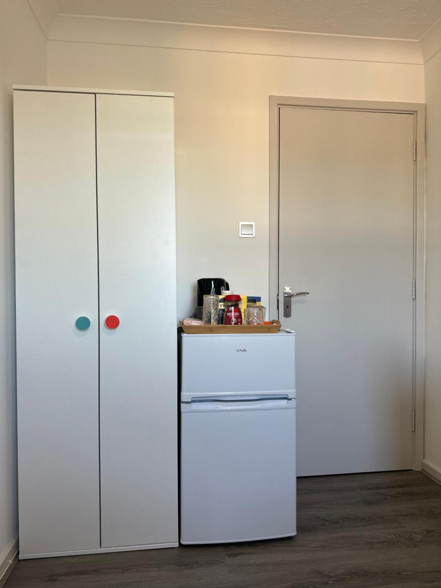 Hlm Single Only Appartement Londres