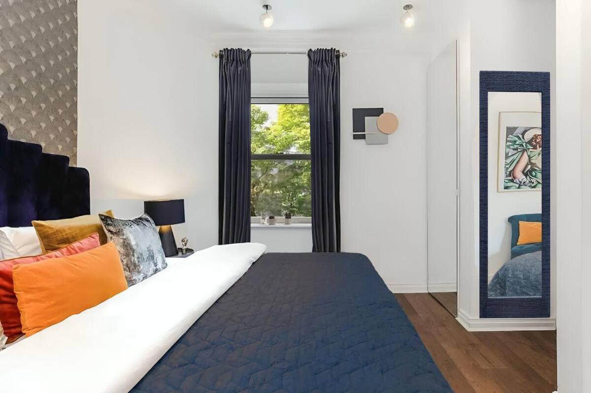 Awesome Leicester Sq! Fashion Flat For Theatre Families And Happy Friends Lejlighed *