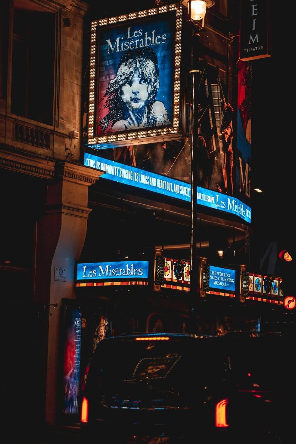 Awesome Leicester Sq! Fashion Flat For Theatre Families And Happy Friends Lejlighed London