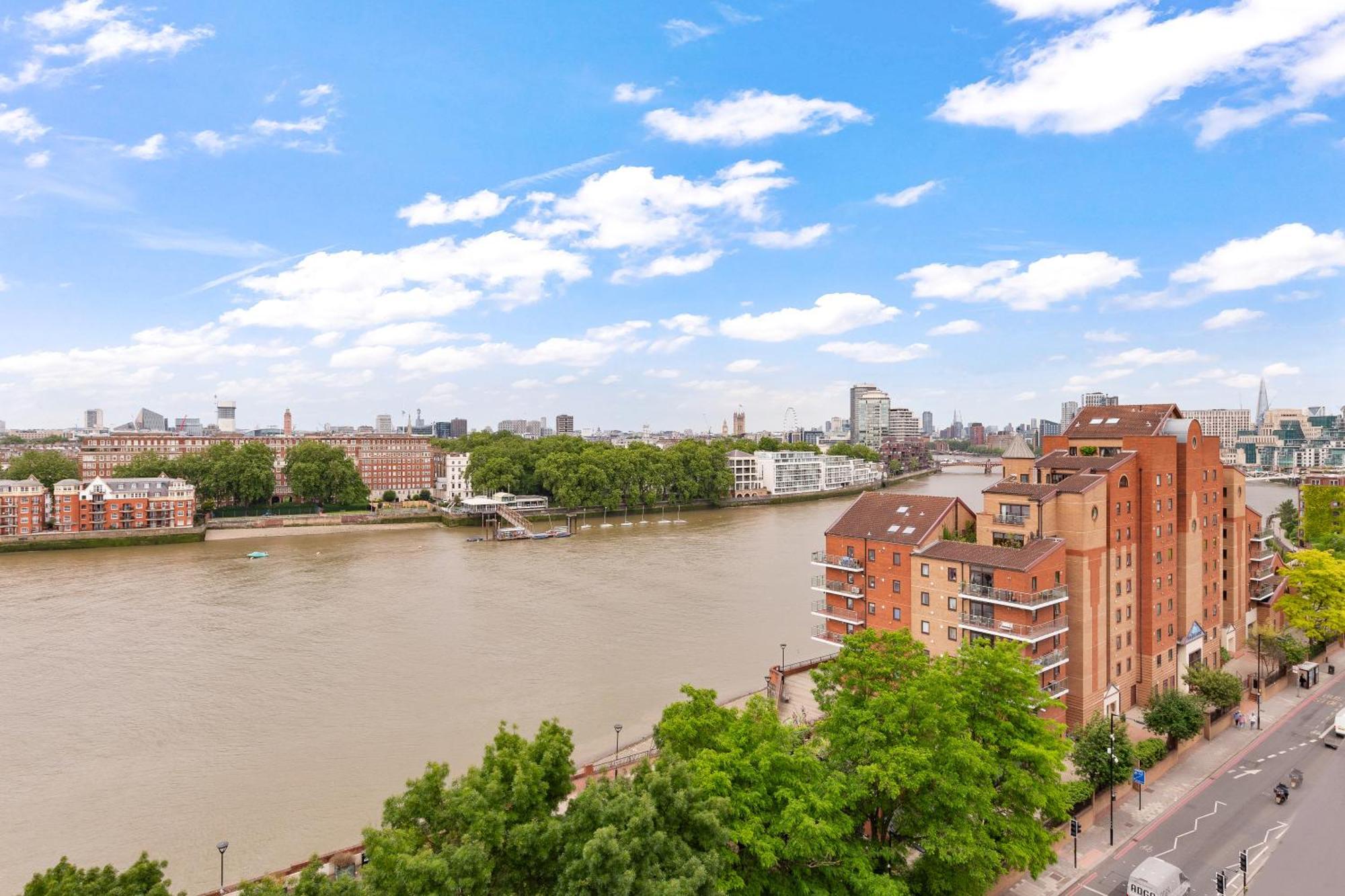 Leilighetshoteller River Panorama 2 Bedroom New Development
