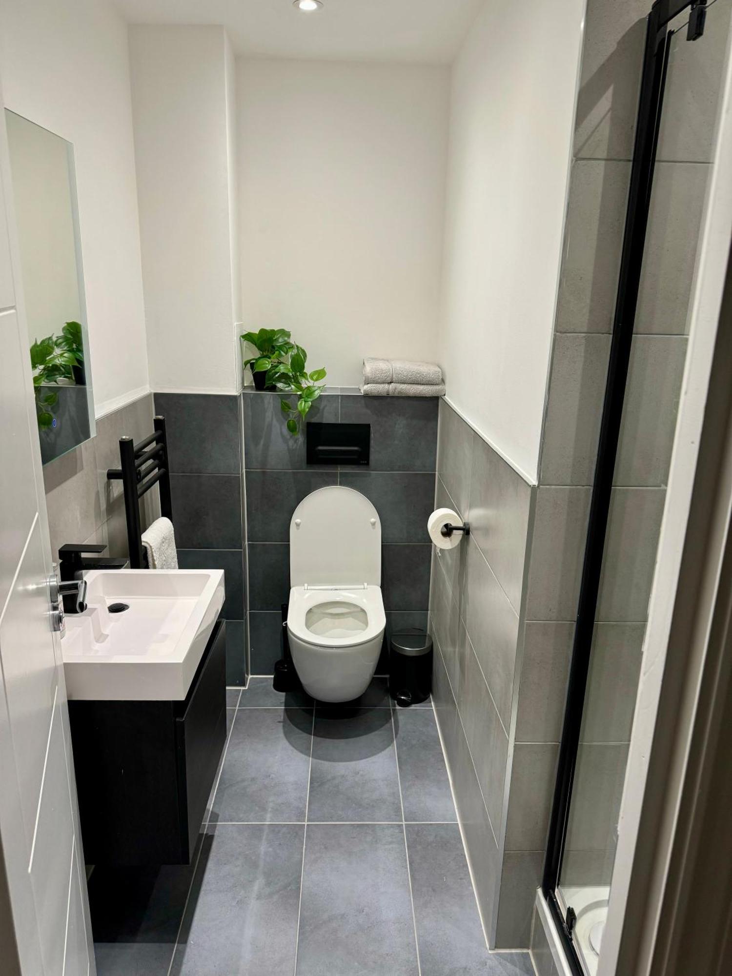 Appartement 2br L 2ba With Patio-sleep 6