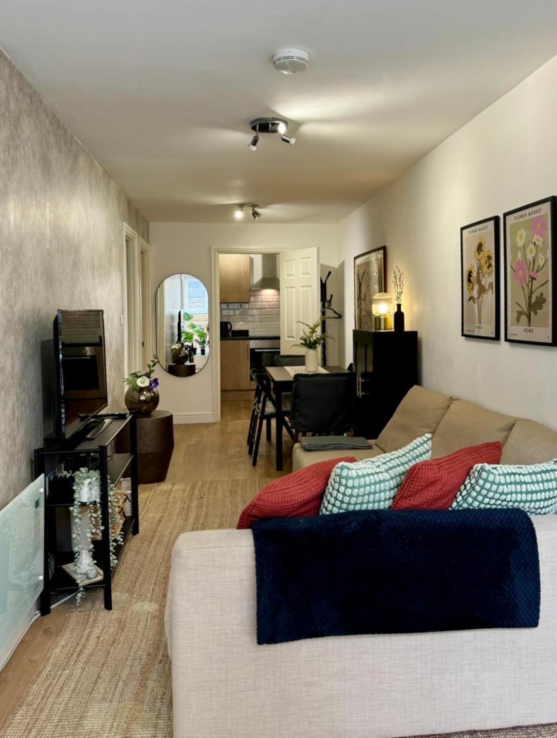 Appartement 2br L 2ba With Patio-sleep 6 Londres
