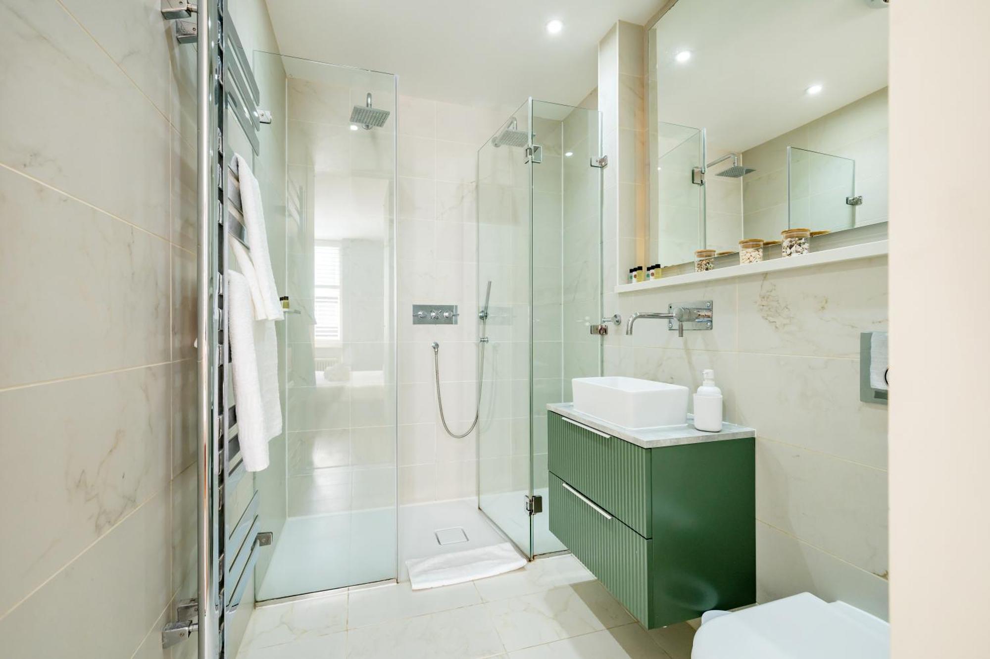 Welcome - Drury Lane *