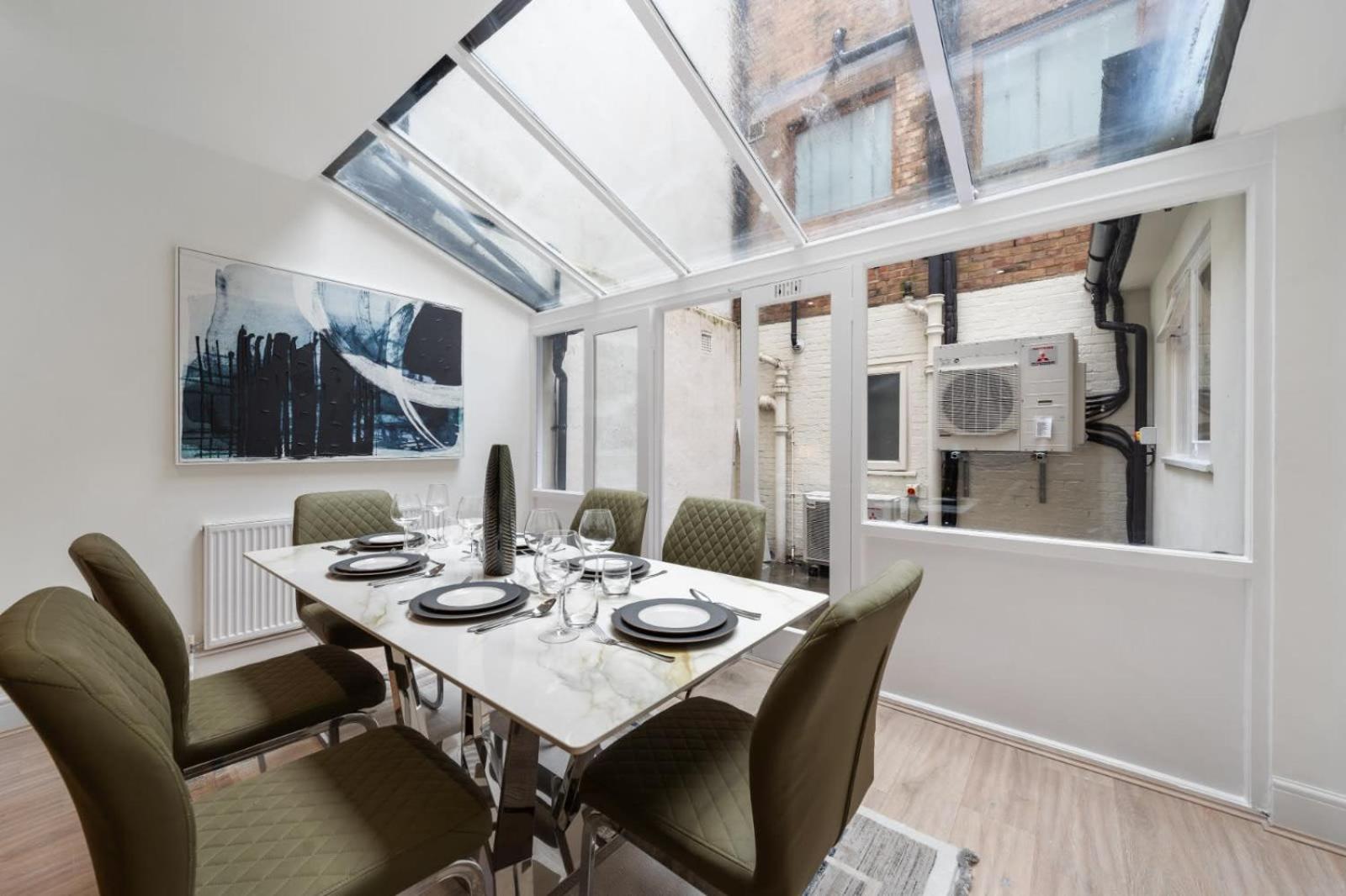 Mayfair Residences Apartment *