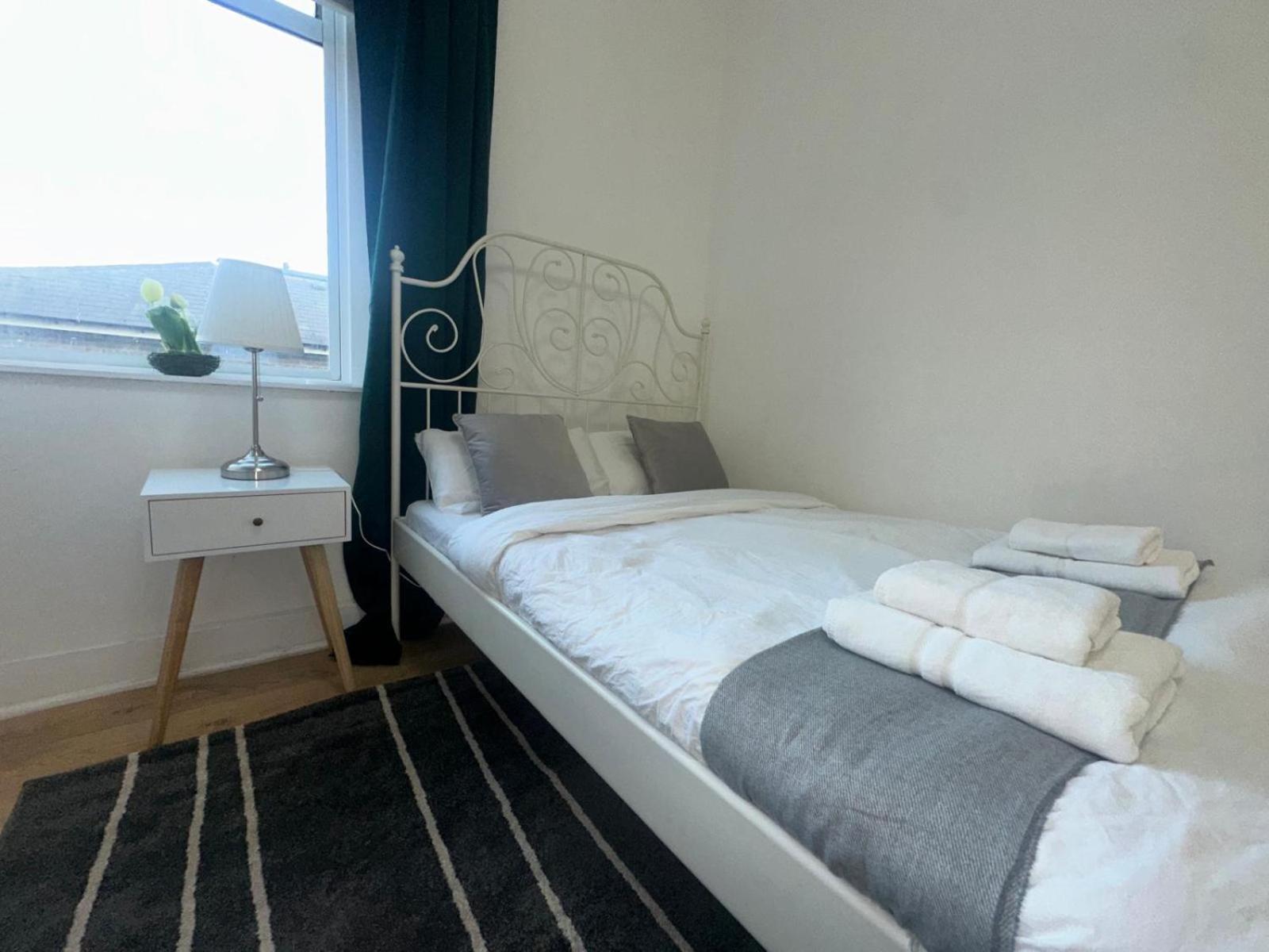 Apartment First Floor One Bed In West London