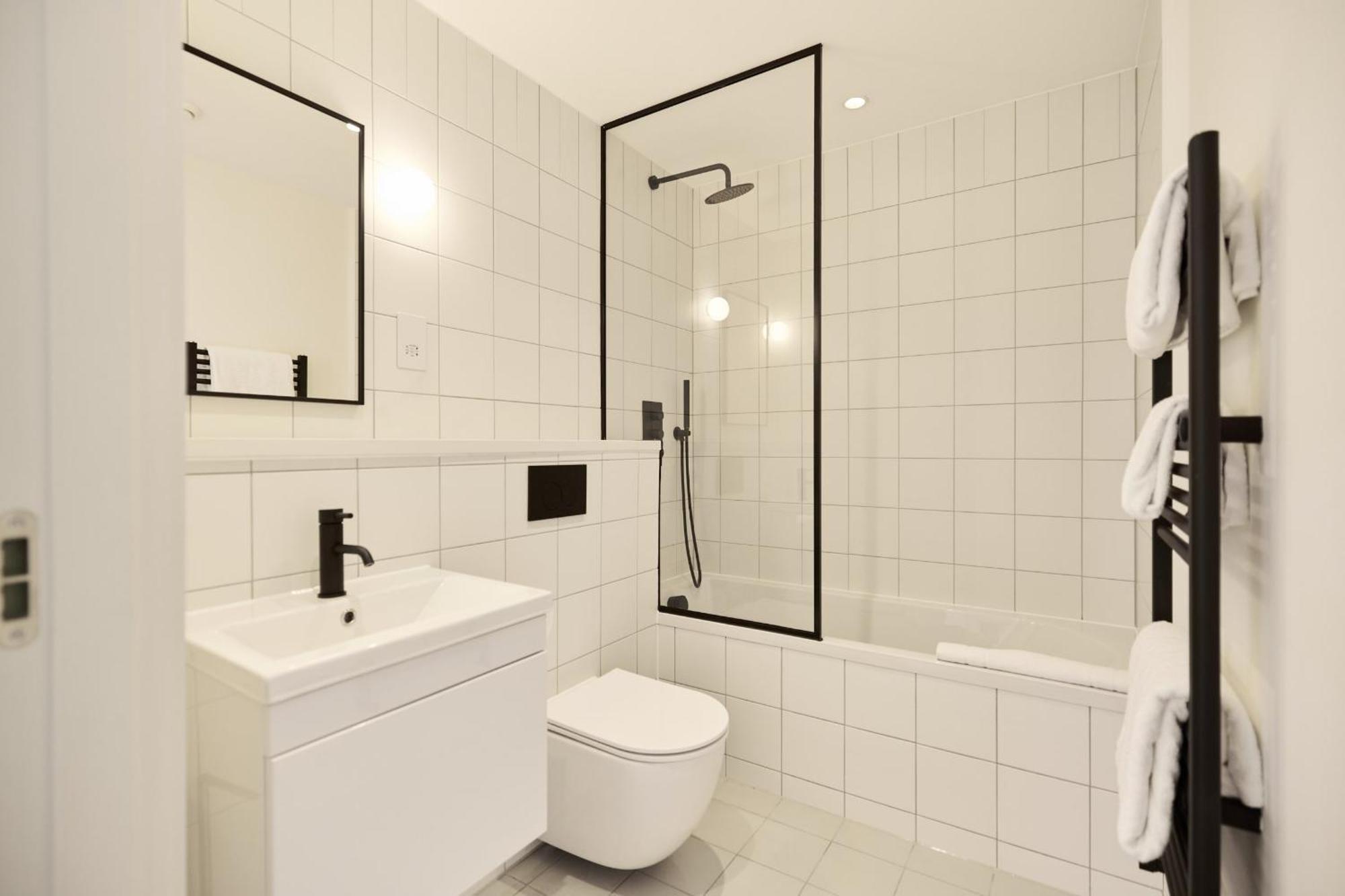 Apartment The East Mile Quarters - Gorgeous 3bdr Flat With Balcony *