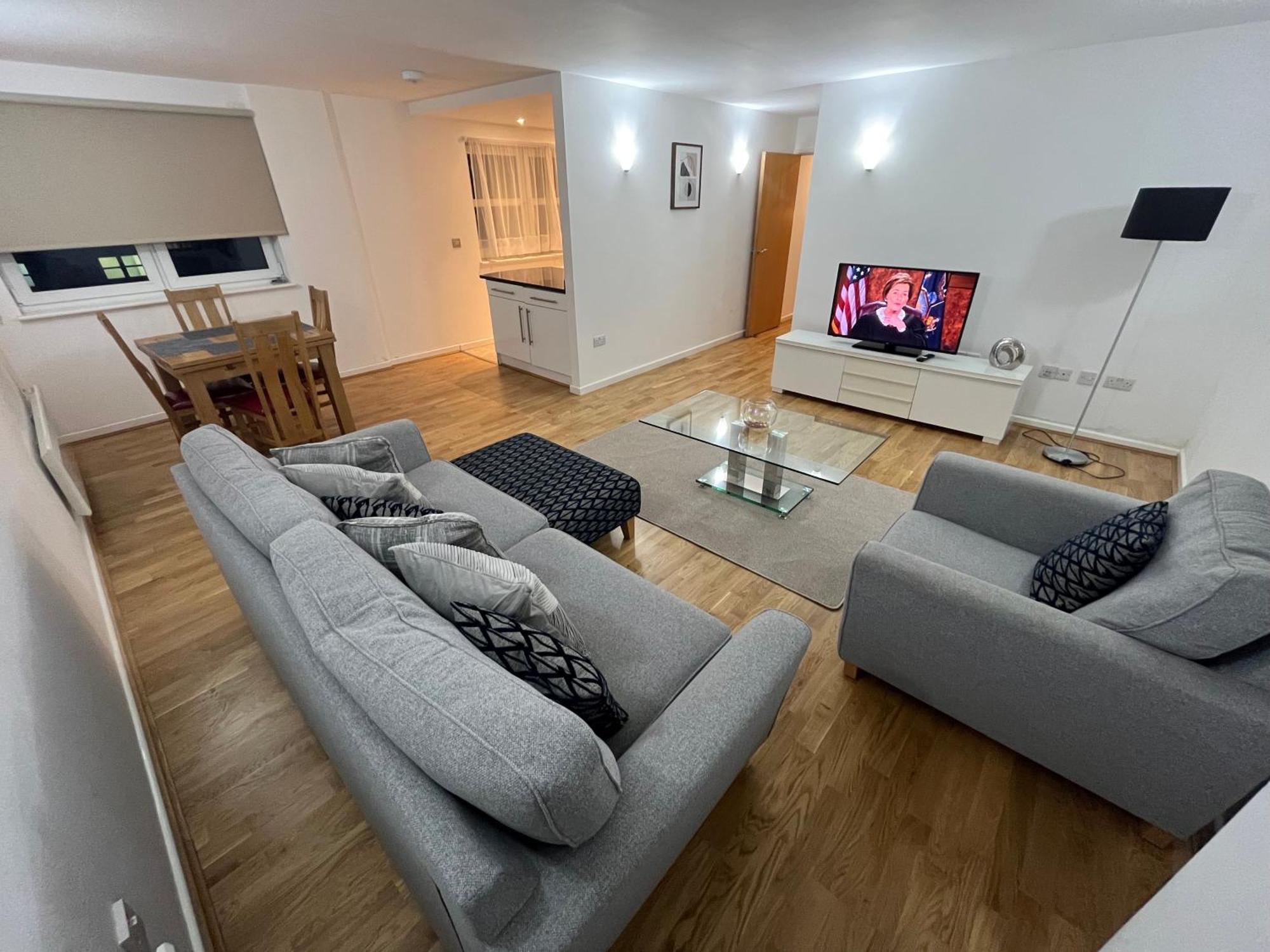 Pensionat Roomzzz Near The Excel Exhibition Centre Royal Victoria O2 Arena Central 24 Hour Self Check-in