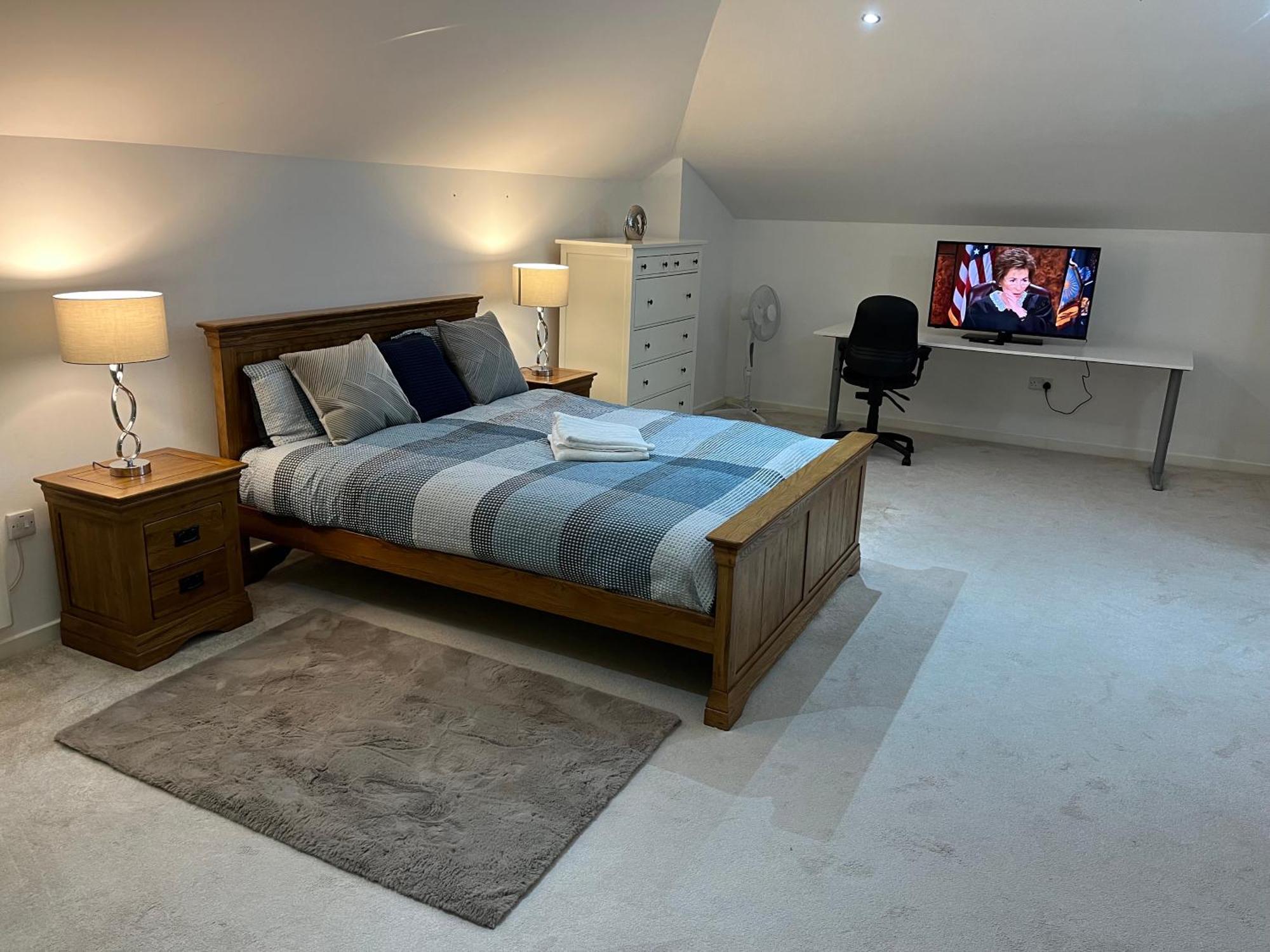 Pensionat Roomzzz Near The Excel Exhibition Centre Royal Victoria O2 Arena Central 24 Hour Self Check-in *