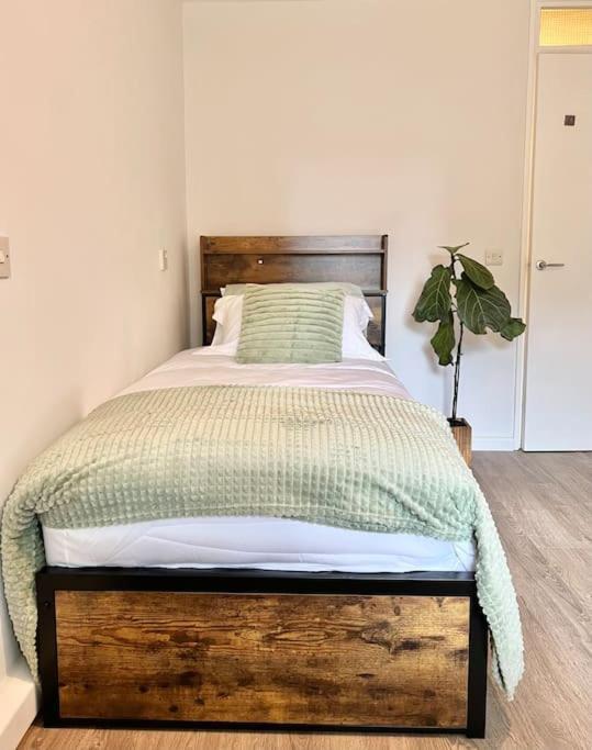 Appartamento Gorgeous Flat 10 Min Walk To Stadium Free Parking