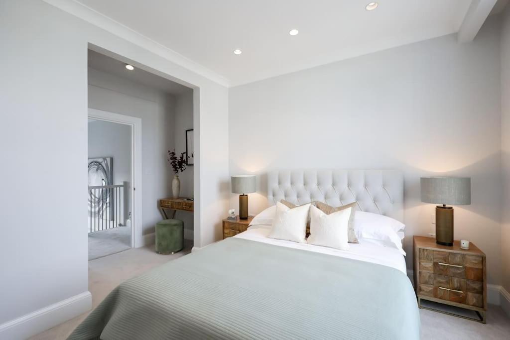 Chic 3 Bed In Notting Hill * Londen