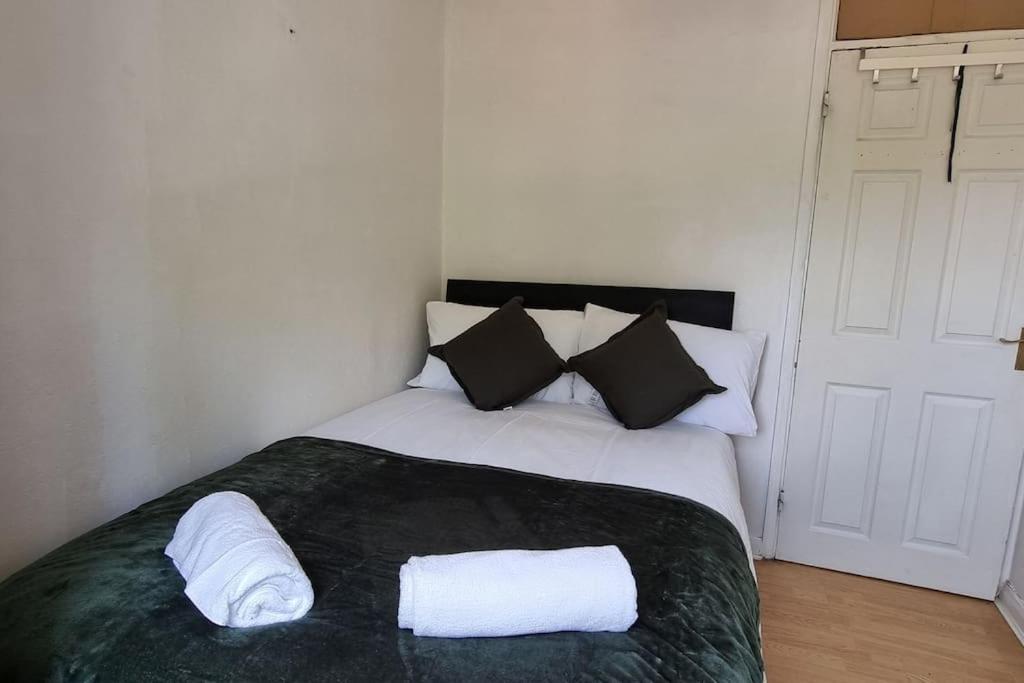 Entire Flat In Alexandra Palace Apartment