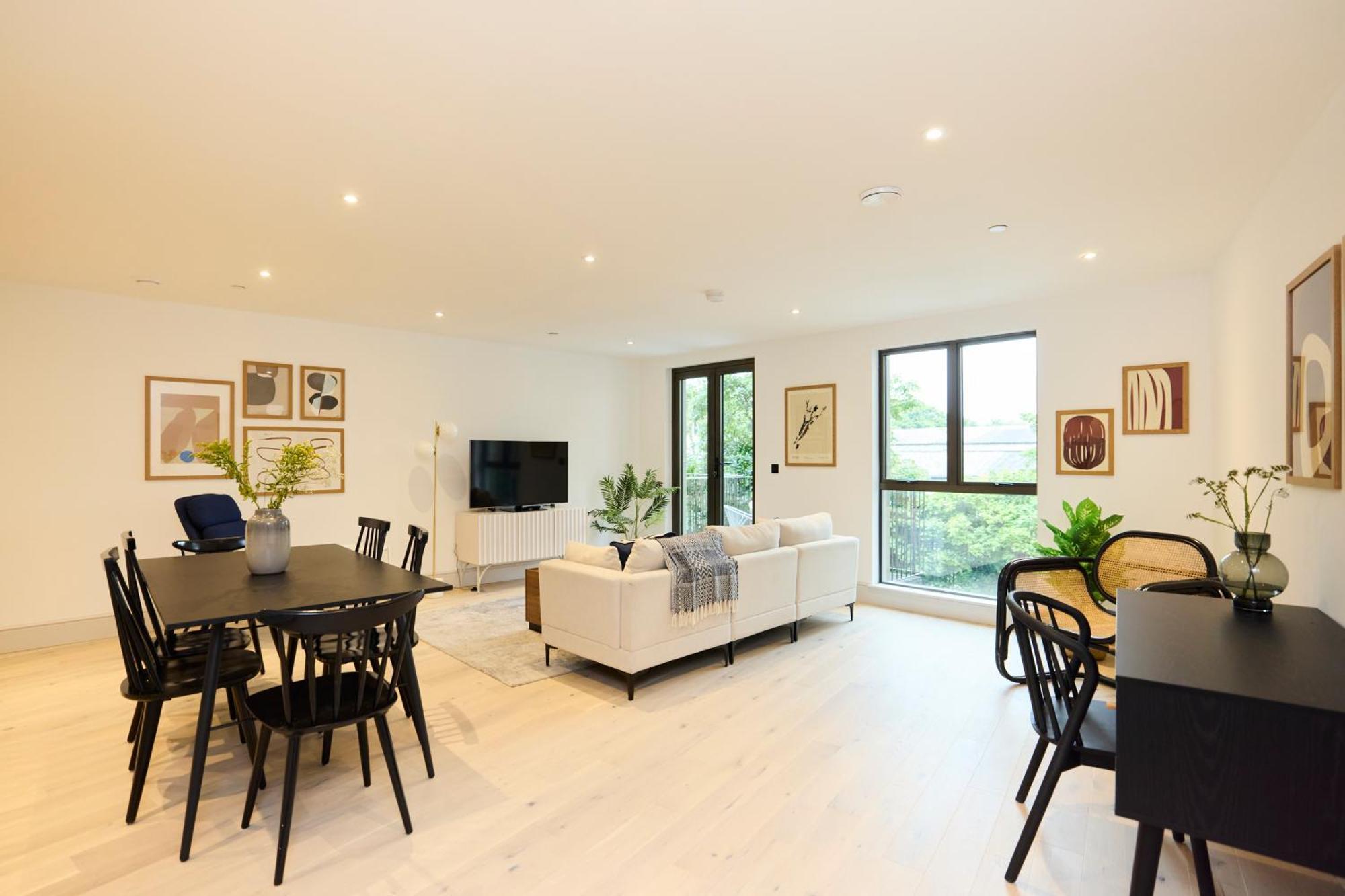 The South Wimbledon Place - Adorable 2bdr Flat With Balcony Lejlighed *