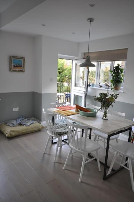 Lovely 2-bed Maisonette With Garden Close To River In Barnes - Mortlake Lejlighed *