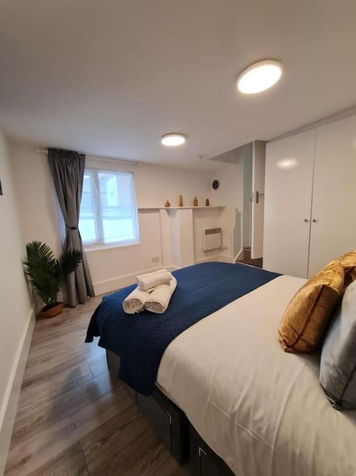 Stylish And Spacious 1 Bedroom Kensal Tube 1a Appartamento