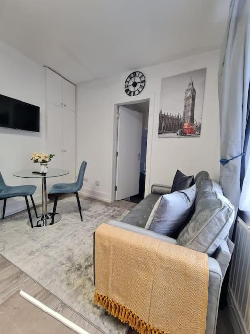 Appartamento Stylish And Spacious 1 Bedroom Kensal Tube 1a *