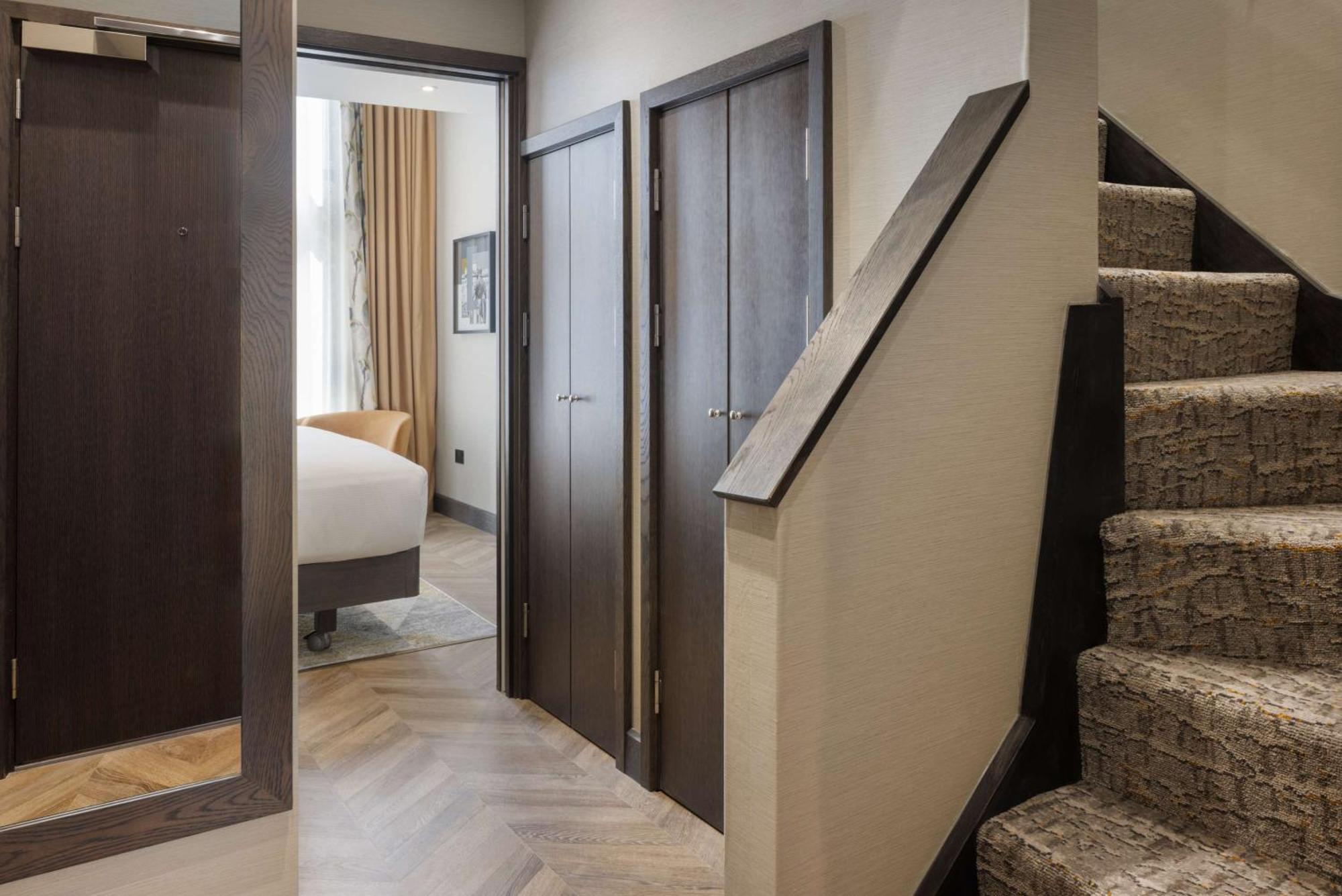 Doubletree By Hilton Victoria Hotell