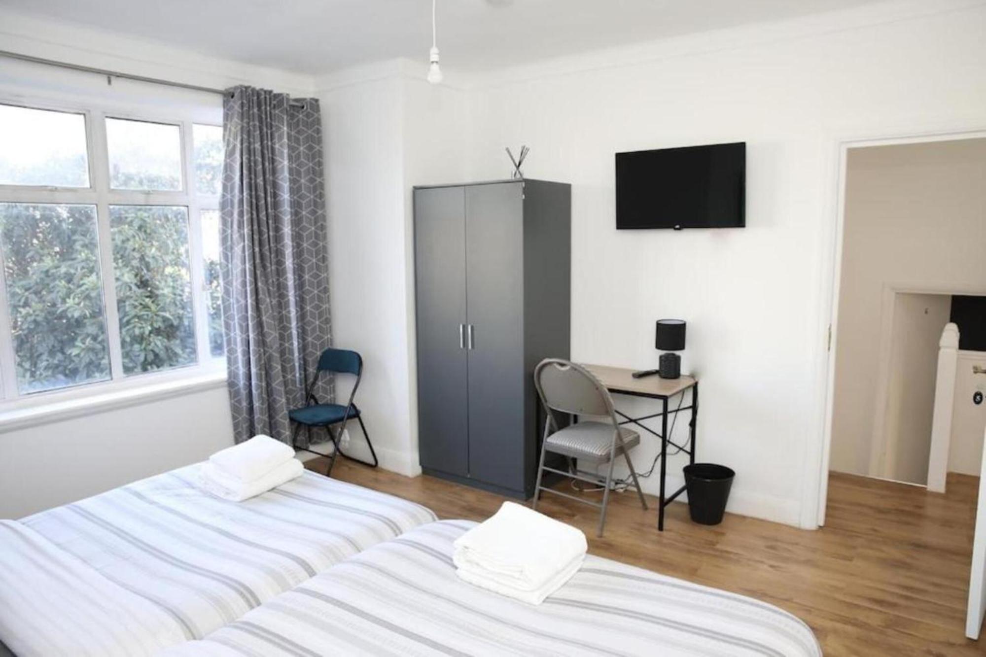 Bed & Breakfast Oyo Timi *