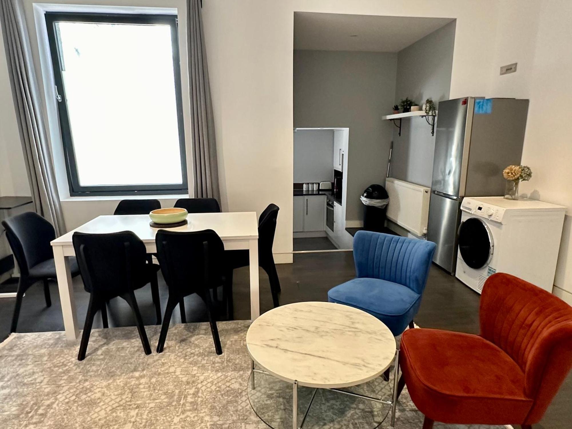 Regent Apartment *