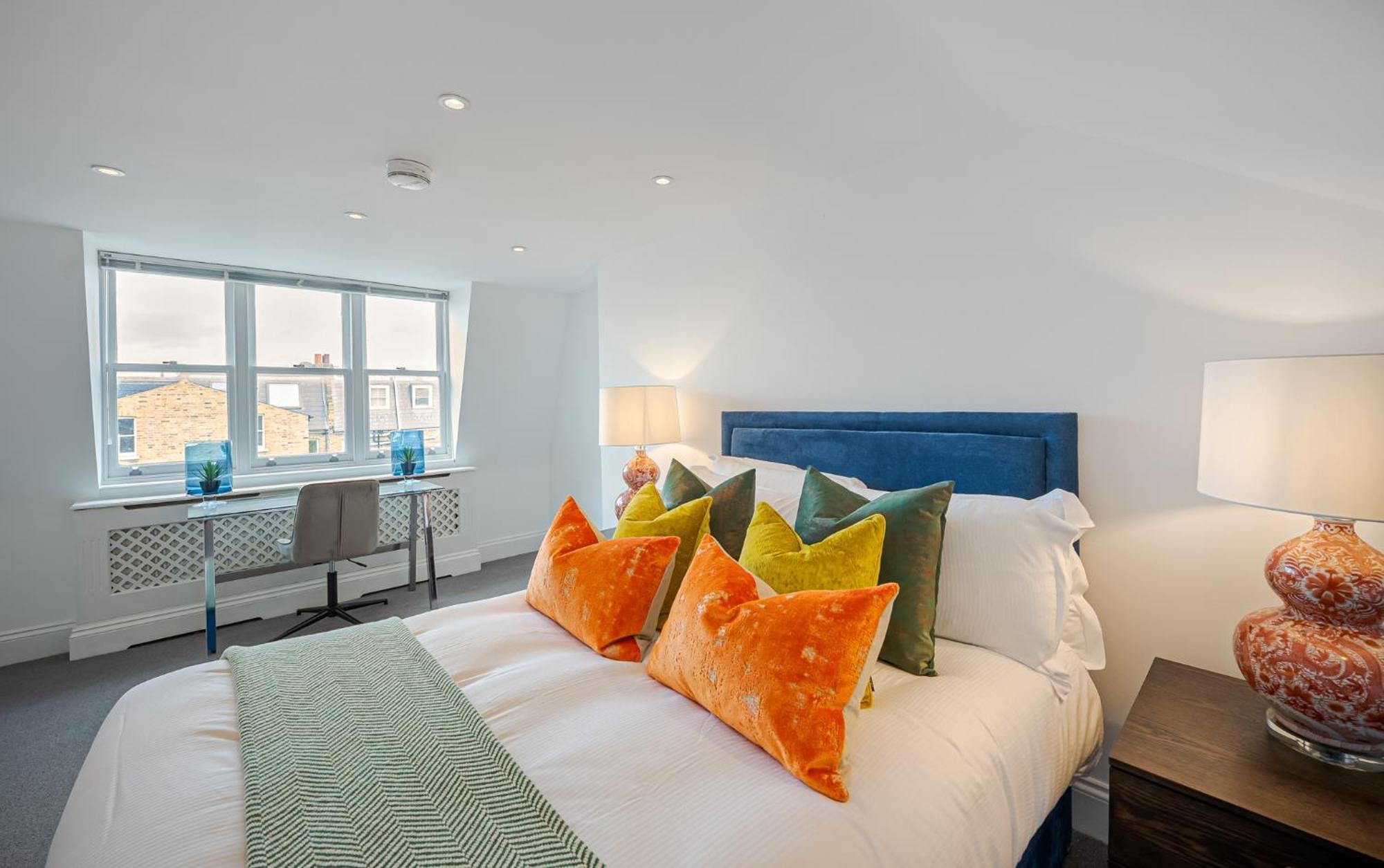 Charming 3bedroom In Londra