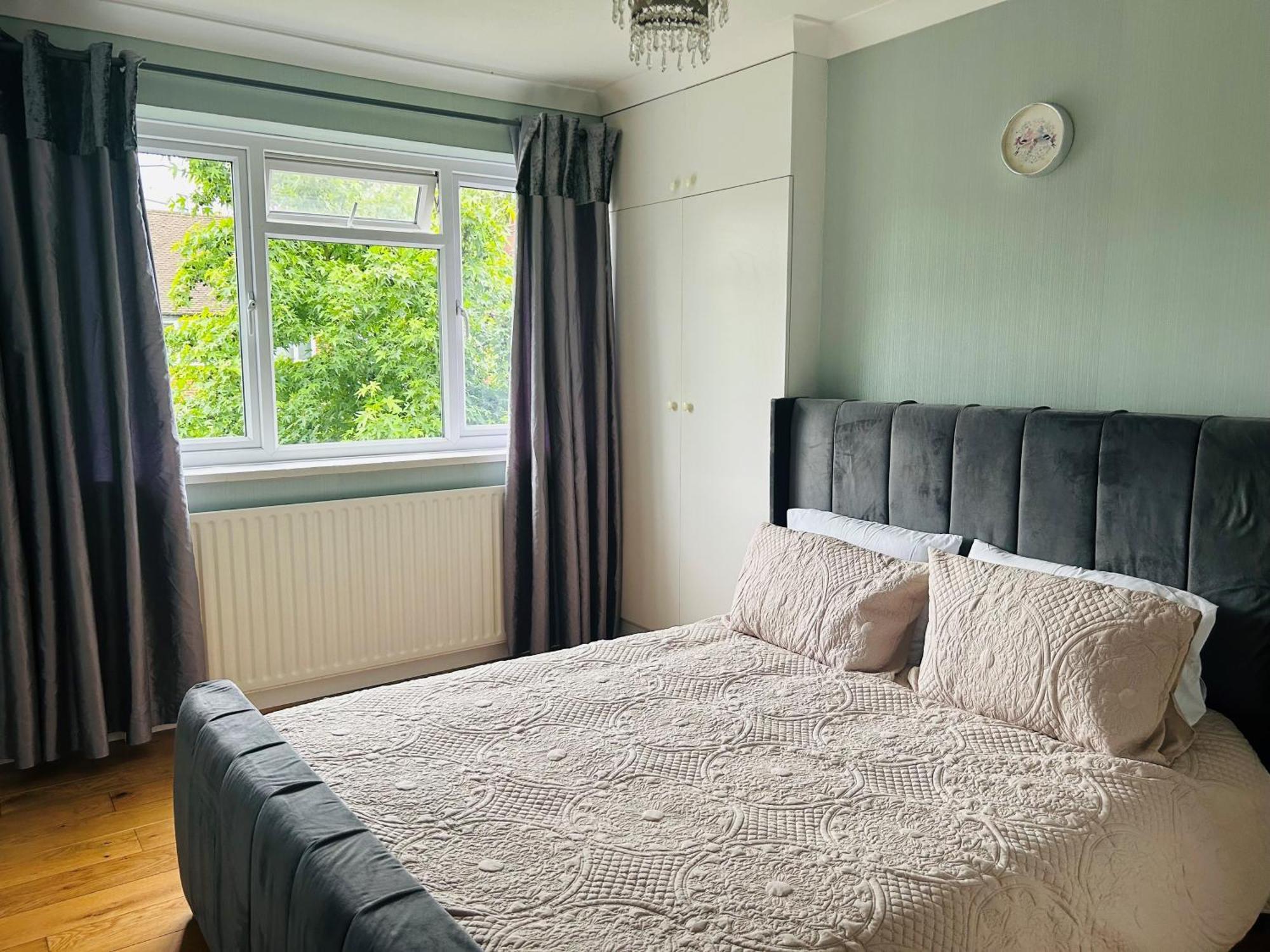 Cosy Wimbledon With 2 Bedrooms Appartamento *