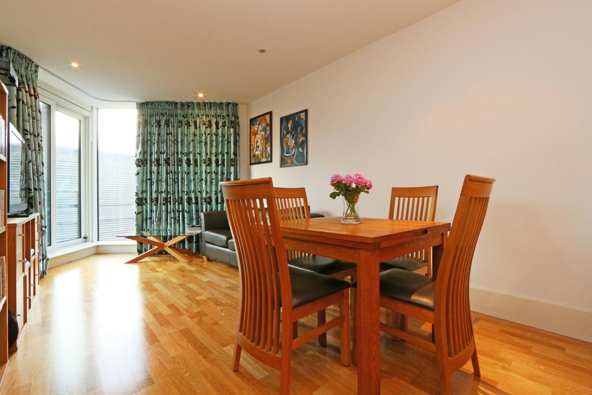 Riverside 1 Bed Appartamento Londra