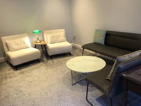 Shared House - Private With Dedicated Guest Bathroom Near Paddington Rum i privatbostad *