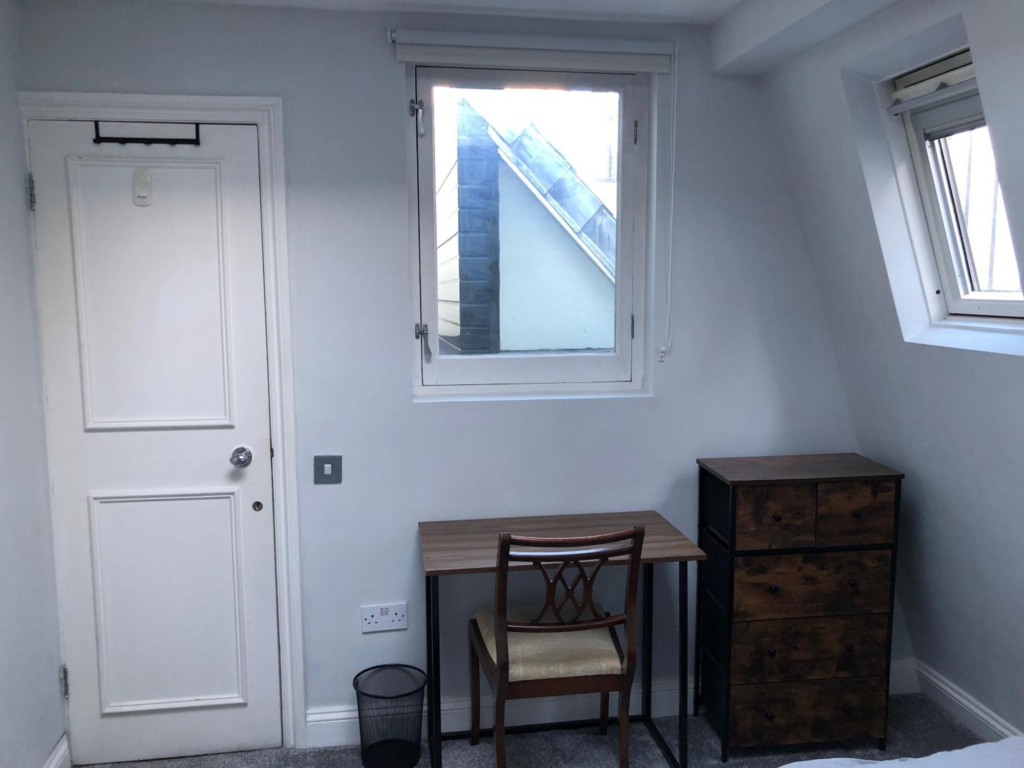 Rum i privatbostad Shared House - Private With Dedicated Guest Bathroom Near Paddington