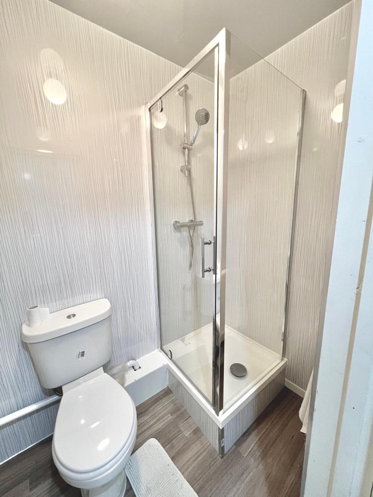 Lägenhet Complete Flat Netflix And Fast Wifi London
