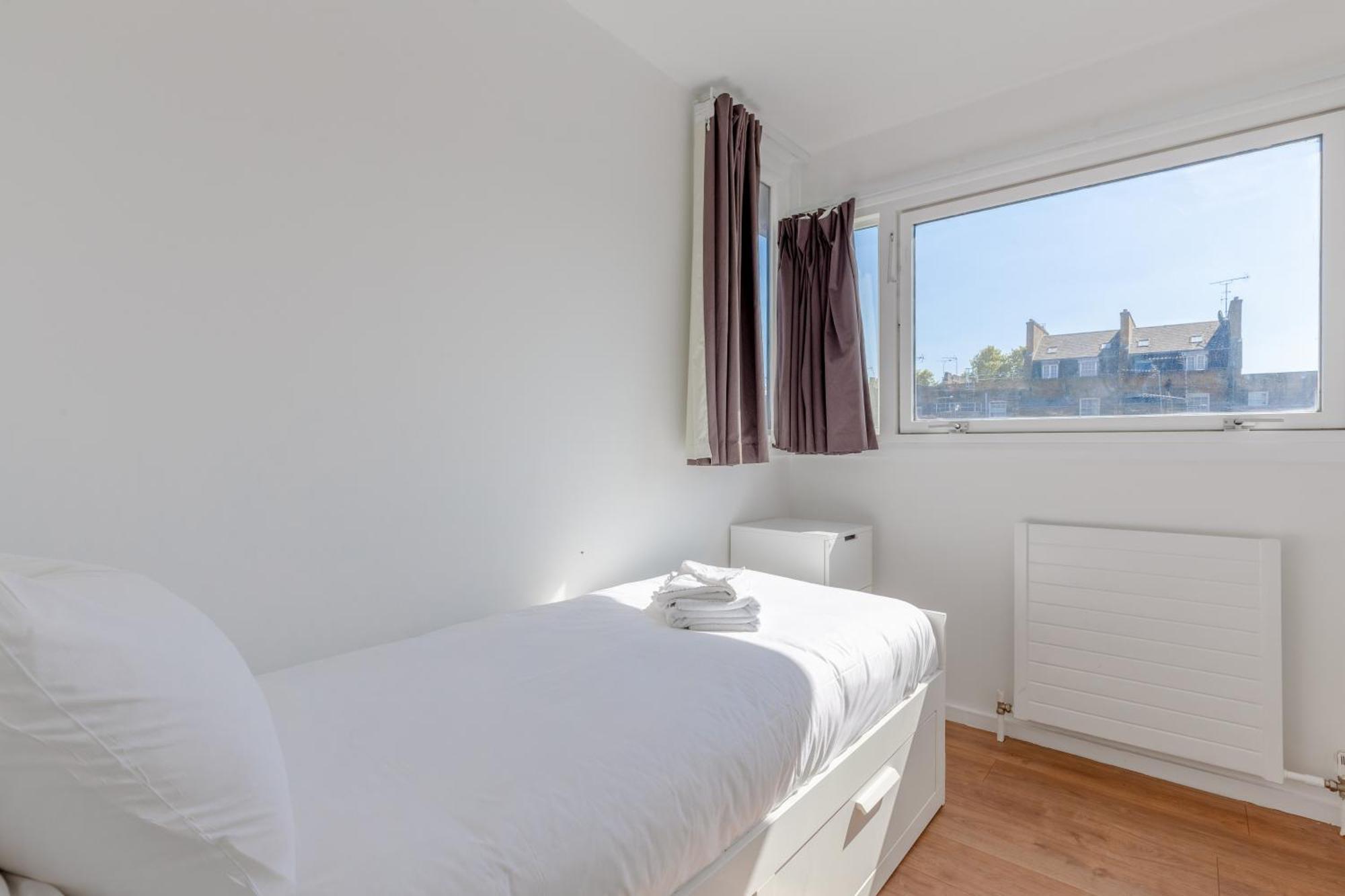 Unique Spacious Central 3 Bedroom With Rooftop Terrace Lejlighed London