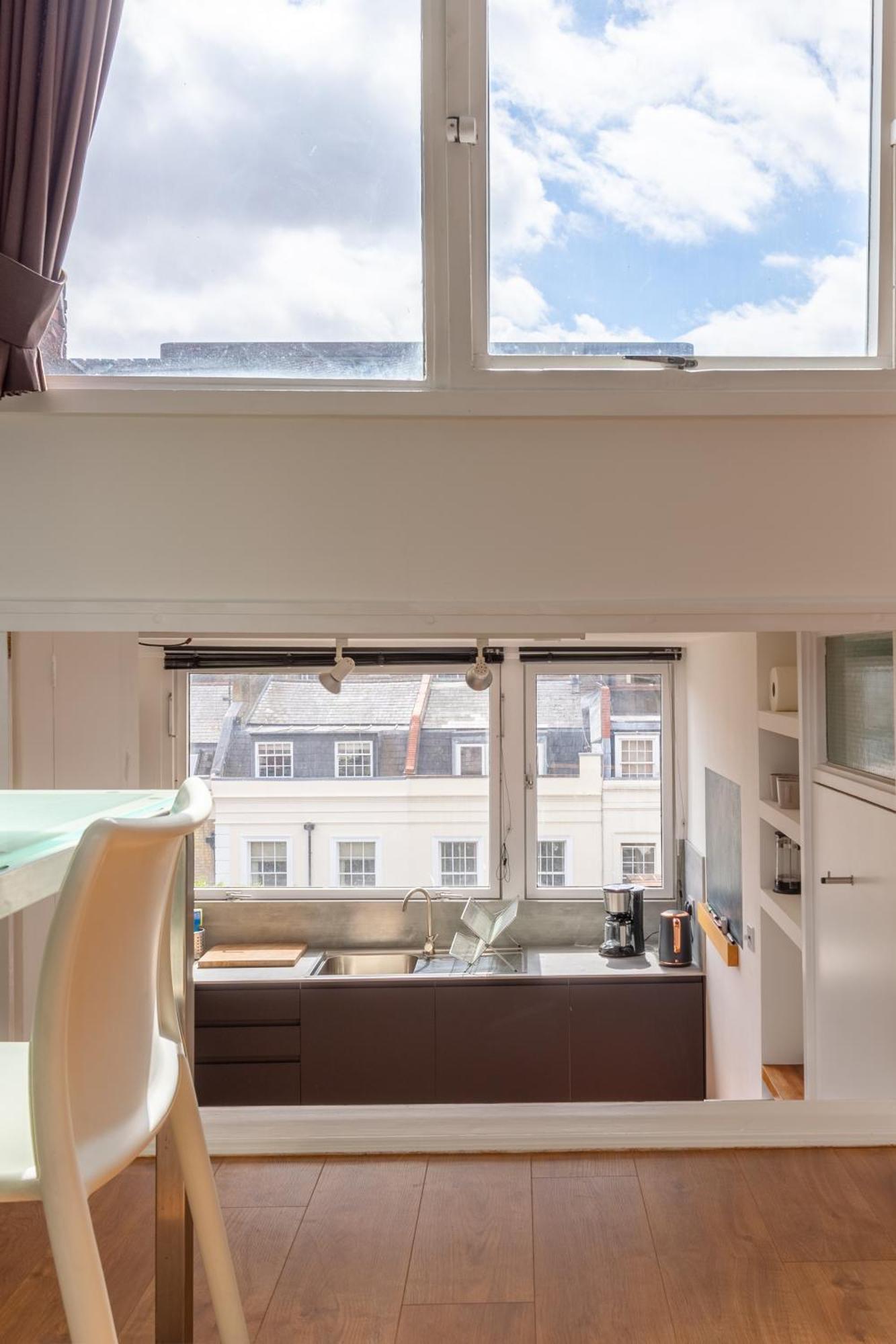 Lejlighed Unique Spacious Central 3 Bedroom With Rooftop Terrace *